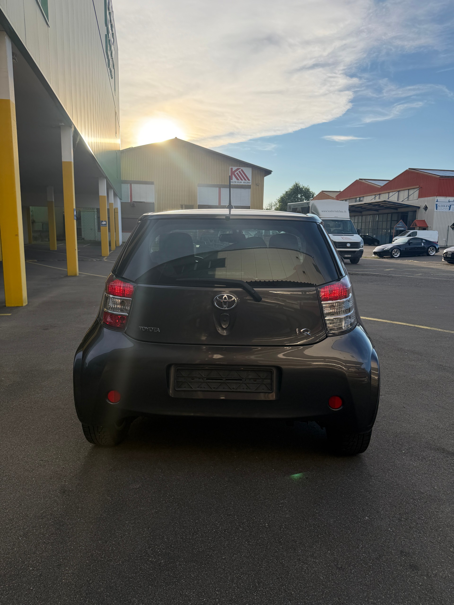 TOYOTA iQ 1.0 VVT-i Eco-image-5