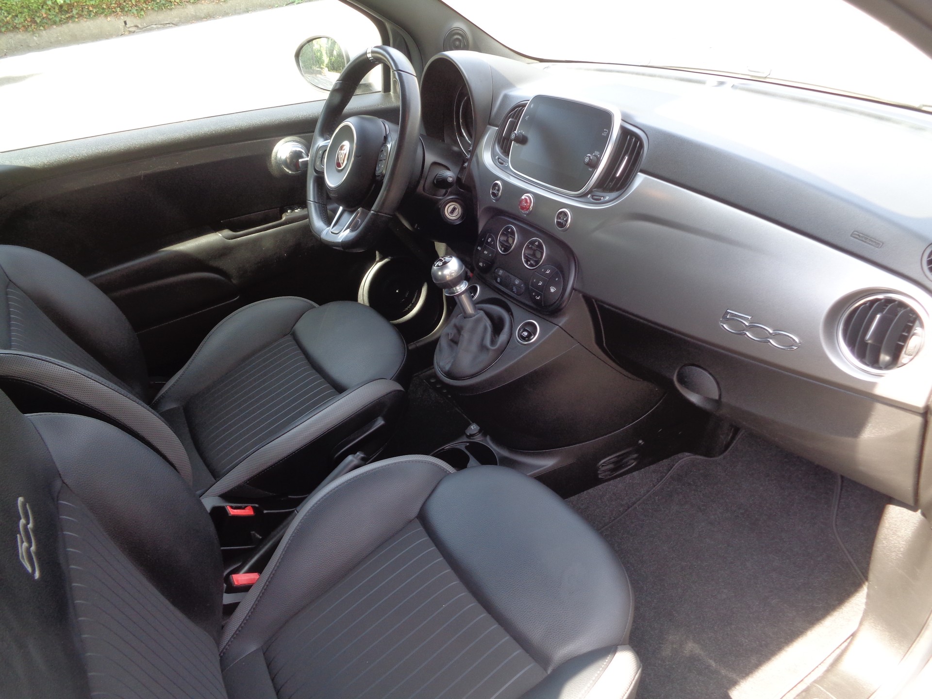 FIAT 500C 0.9 Twinair Rockstar-image-11