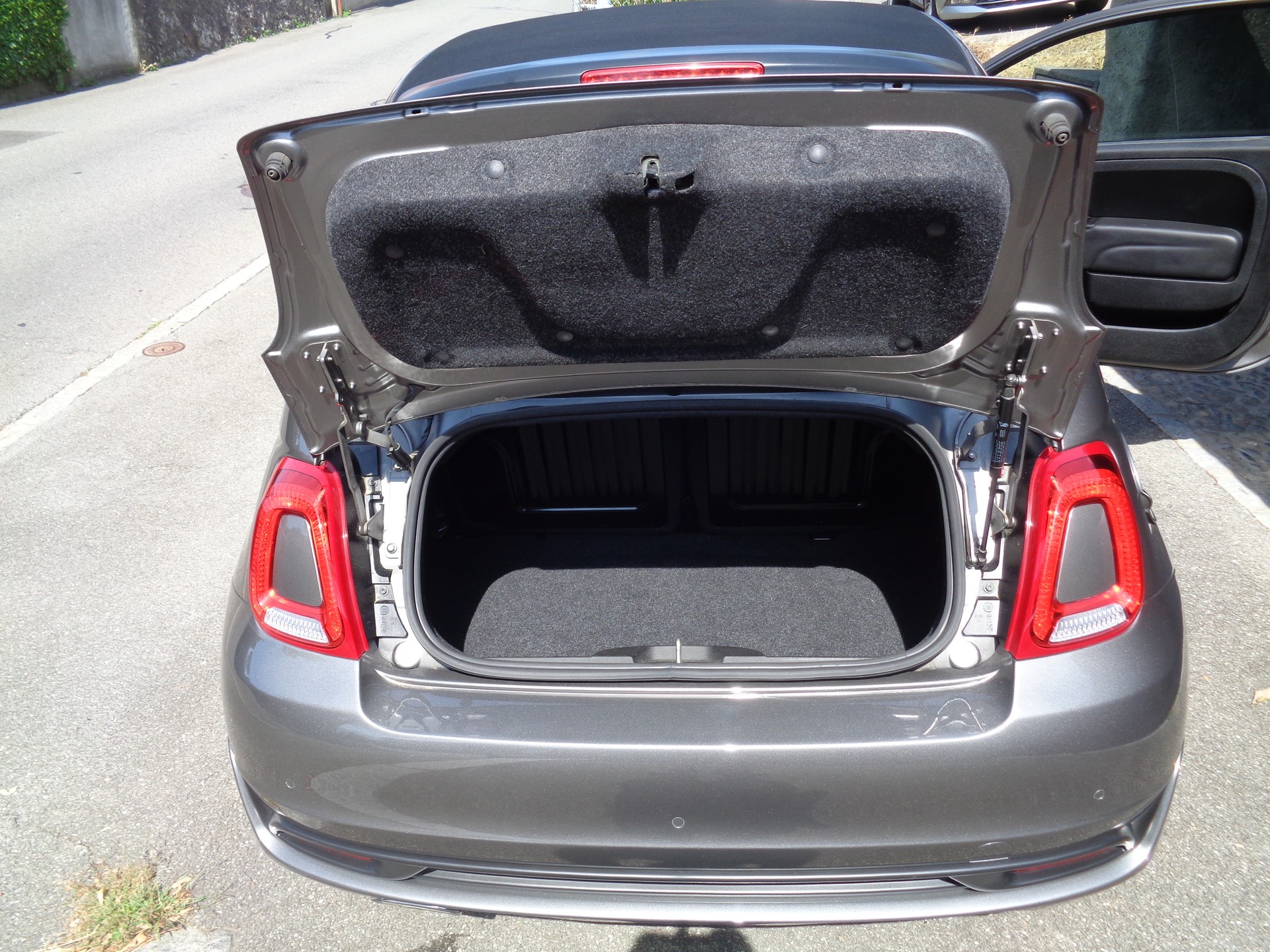 FIAT 500C 0.9 Twinair Rockstar-image-9