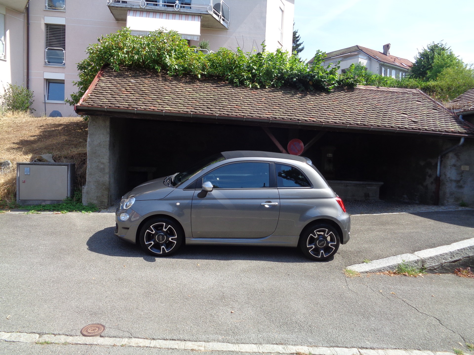 FIAT 500C 0.9 Twinair Rockstar-image-3