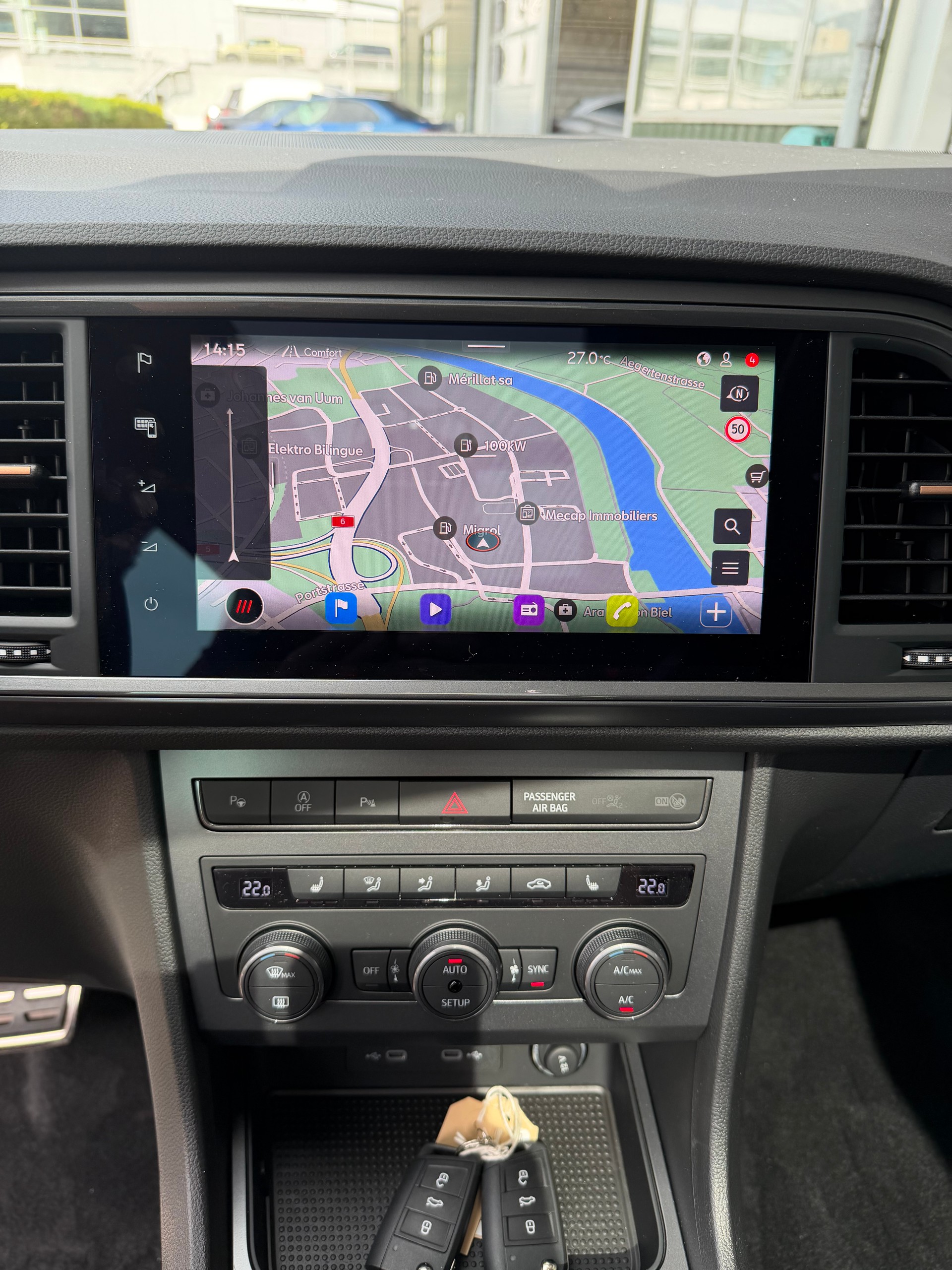 CUPRA Ateca 1.5 TSI DSG 150 PS mit Anhängerkupplung und Panoramadach 5 Jahre Werksgarantie und 41 % Rabatt !-image-8