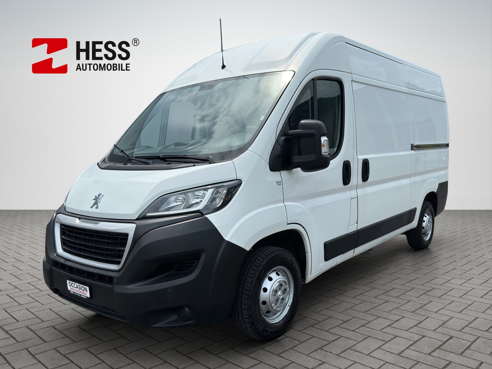 PEUGEOT Boxer 2.0 HDI 335 Active L2H2
