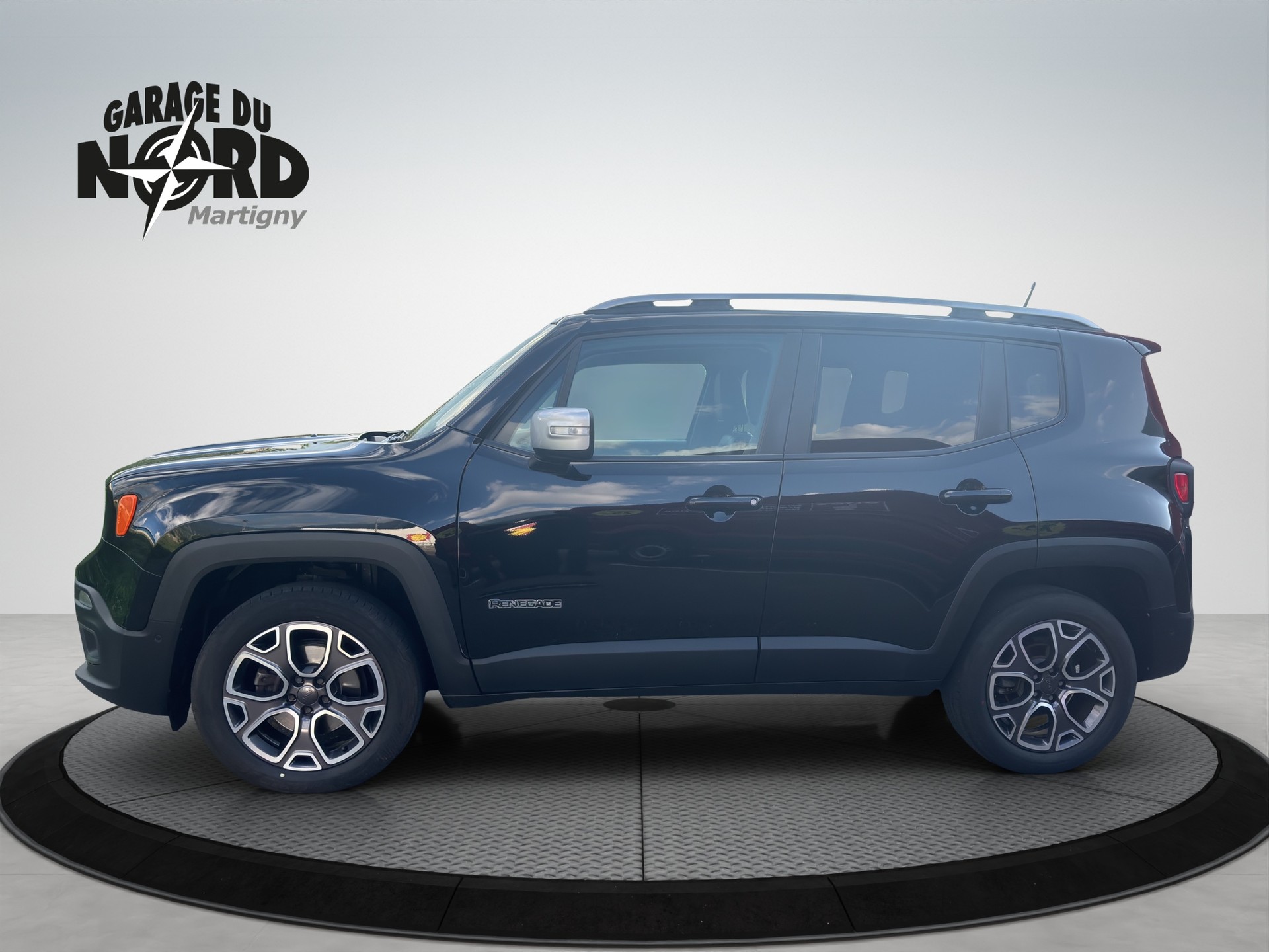 JEEP Renegade 1.4 Turbo Limited AWD-showroom-element-2