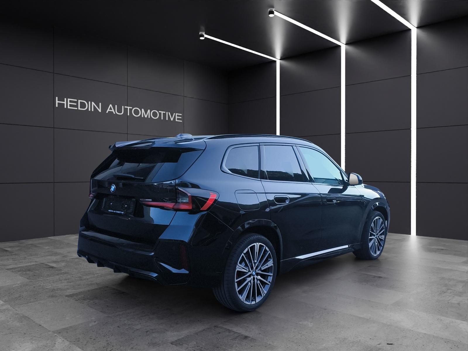 BMW X1 23d xDrive paddles-image-4