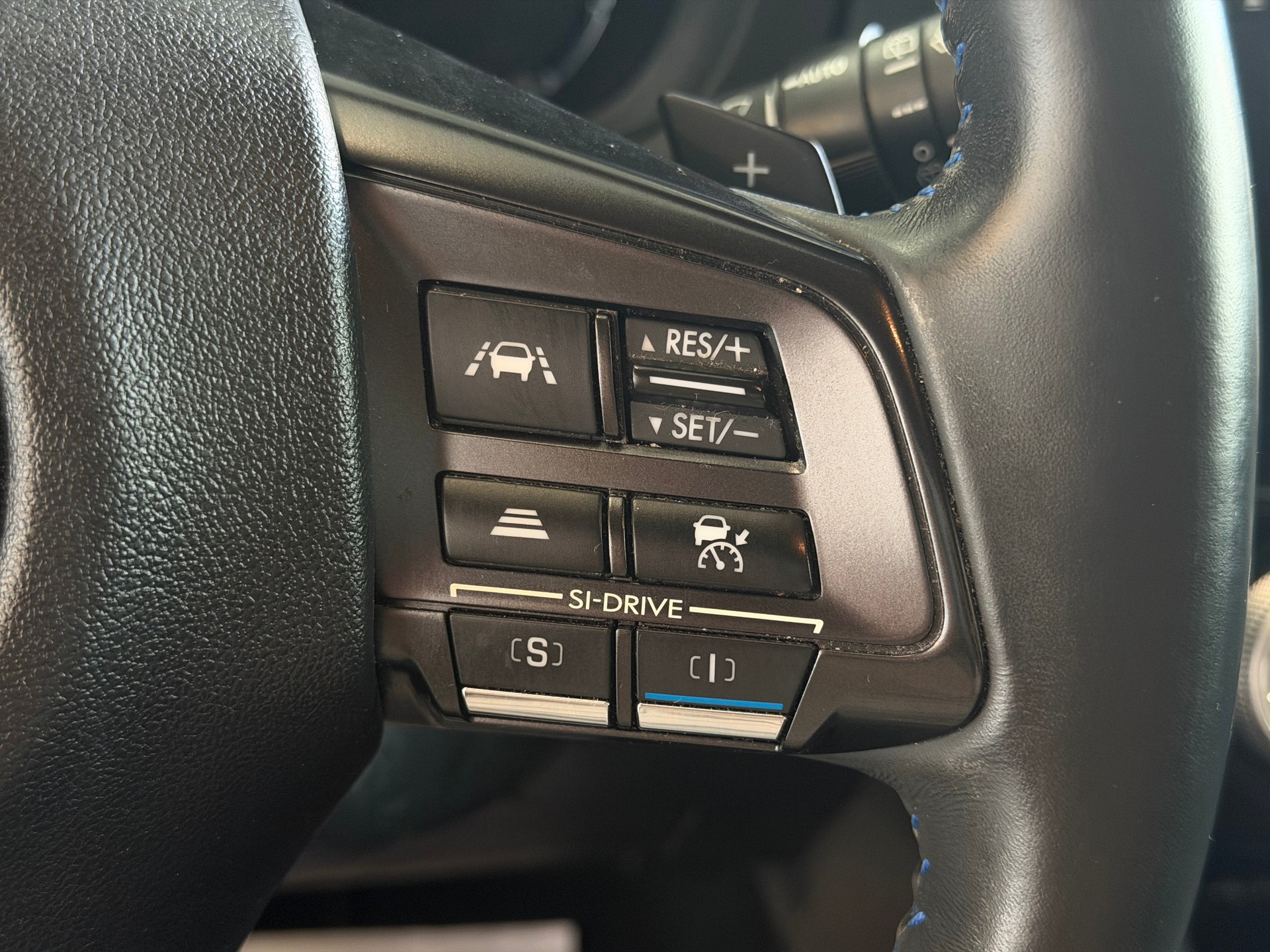 SUBARU Levorg 2.0i Swiss Plus AWD Lineartronic | CH-Auto | 1-Hand | Ab MFK 08.2025 | AHK | Ab Service-image-13