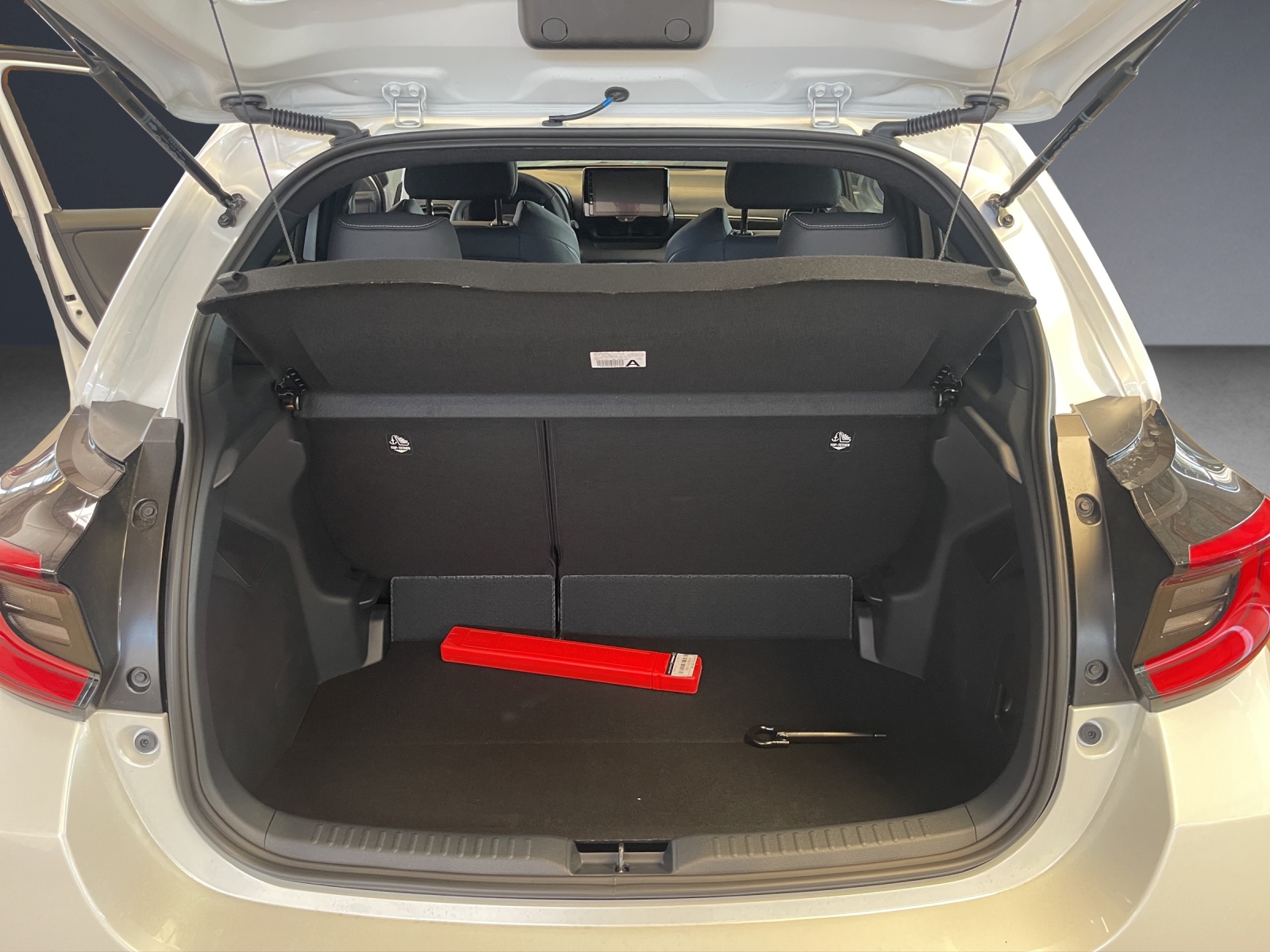 MAZDA 2 Hybrid Homura-image-12