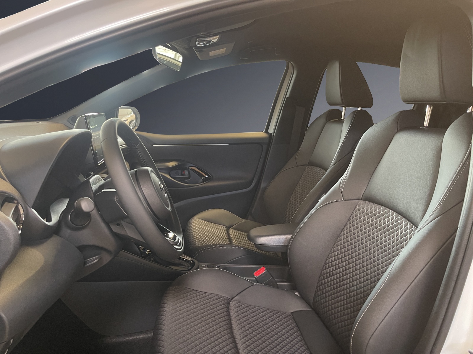 MAZDA 2 Hybrid Homura-image-6