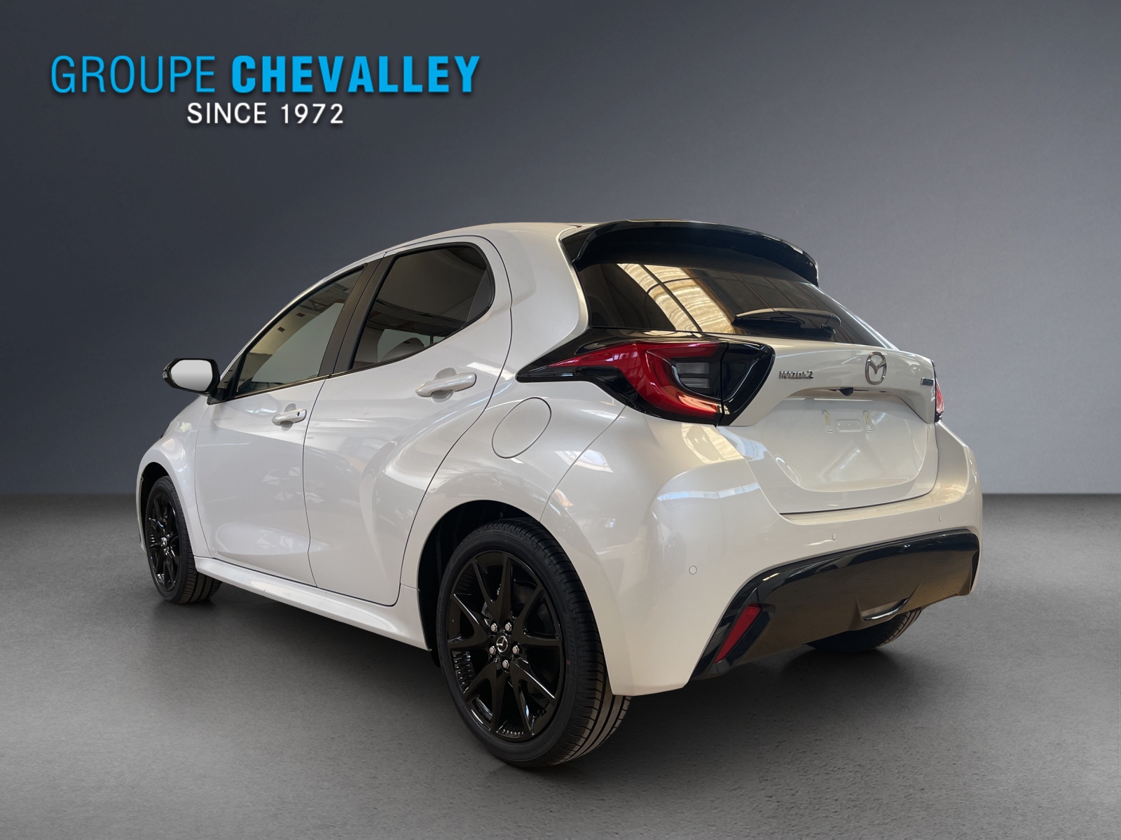 MAZDA 2 Hybrid Homura-showroom-element-3