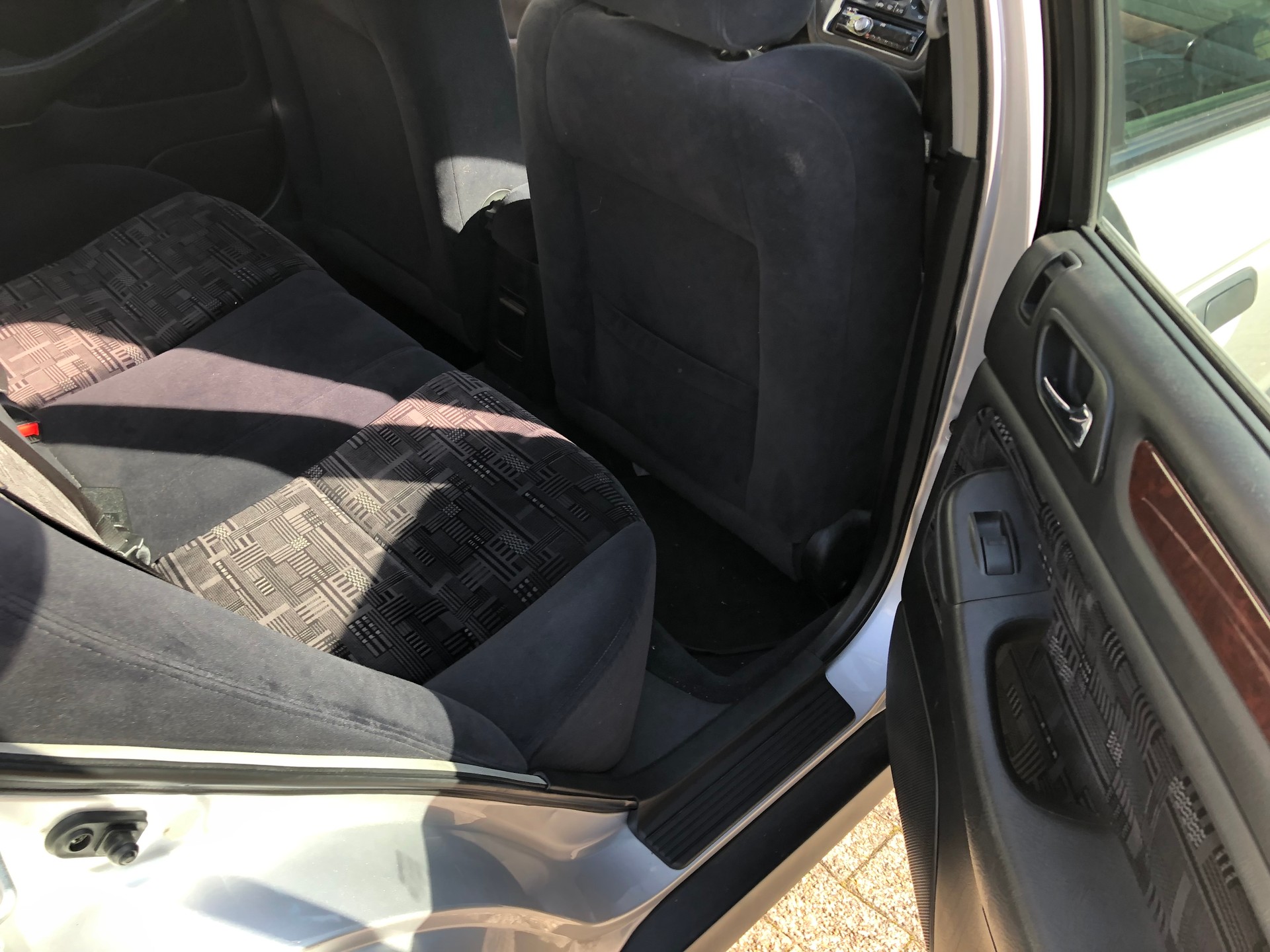 HONDA Accord 2.0i LS-image-10