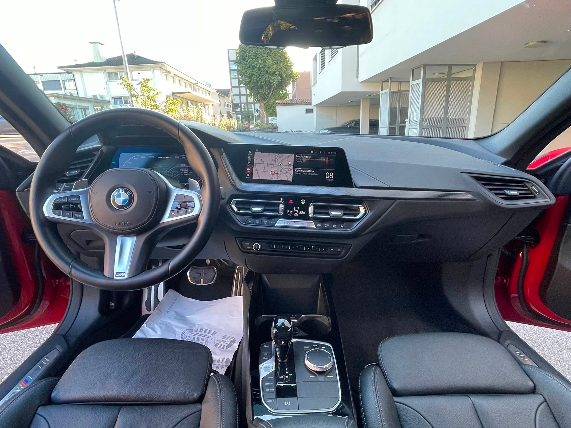 BMW M235i Gran Coupé xDrive Pure M Sport Steptronic | 306PS | CH-Auto | LED | Navi-image-10
