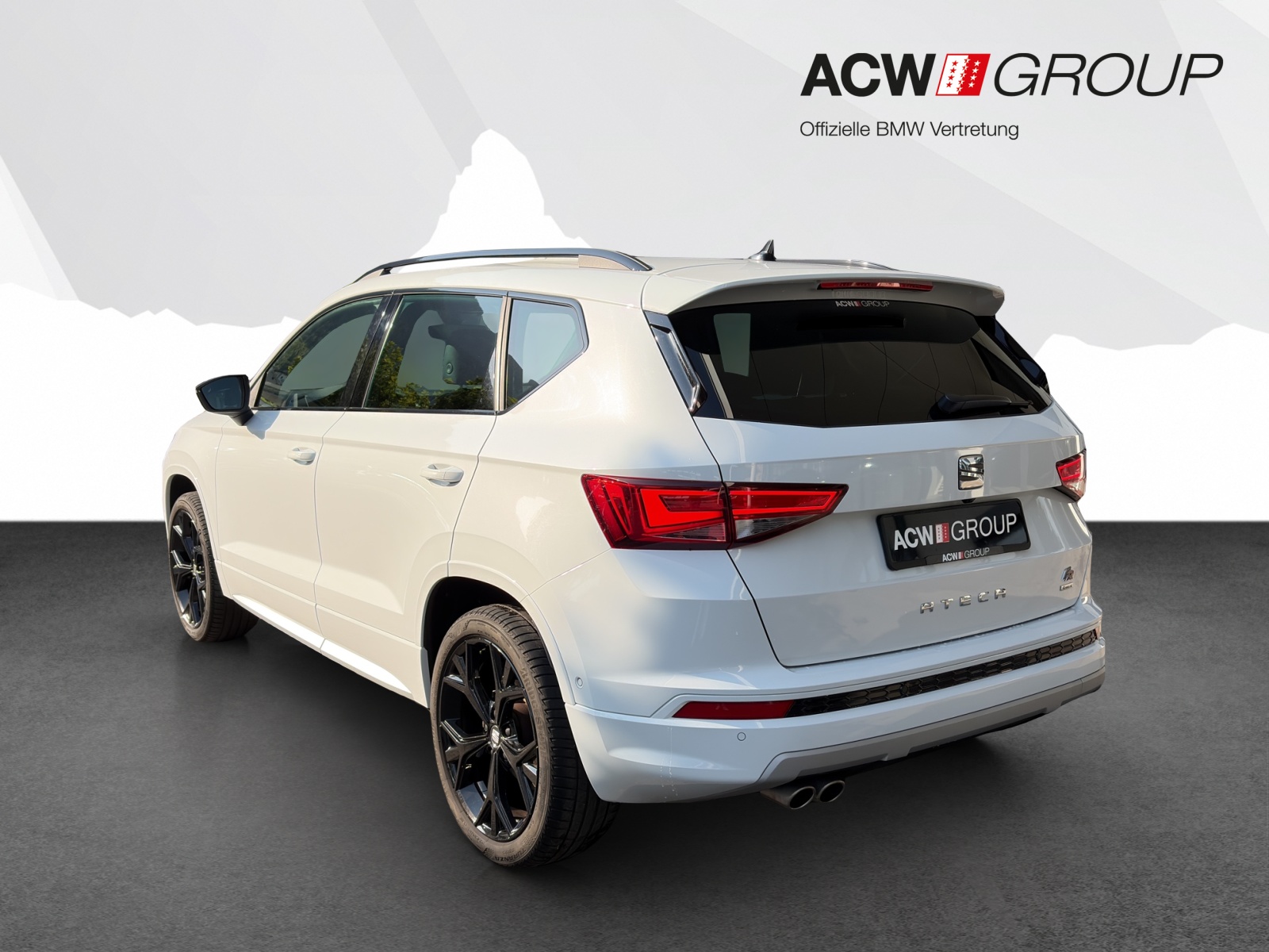 SEAT Ateca-showroom-element-2