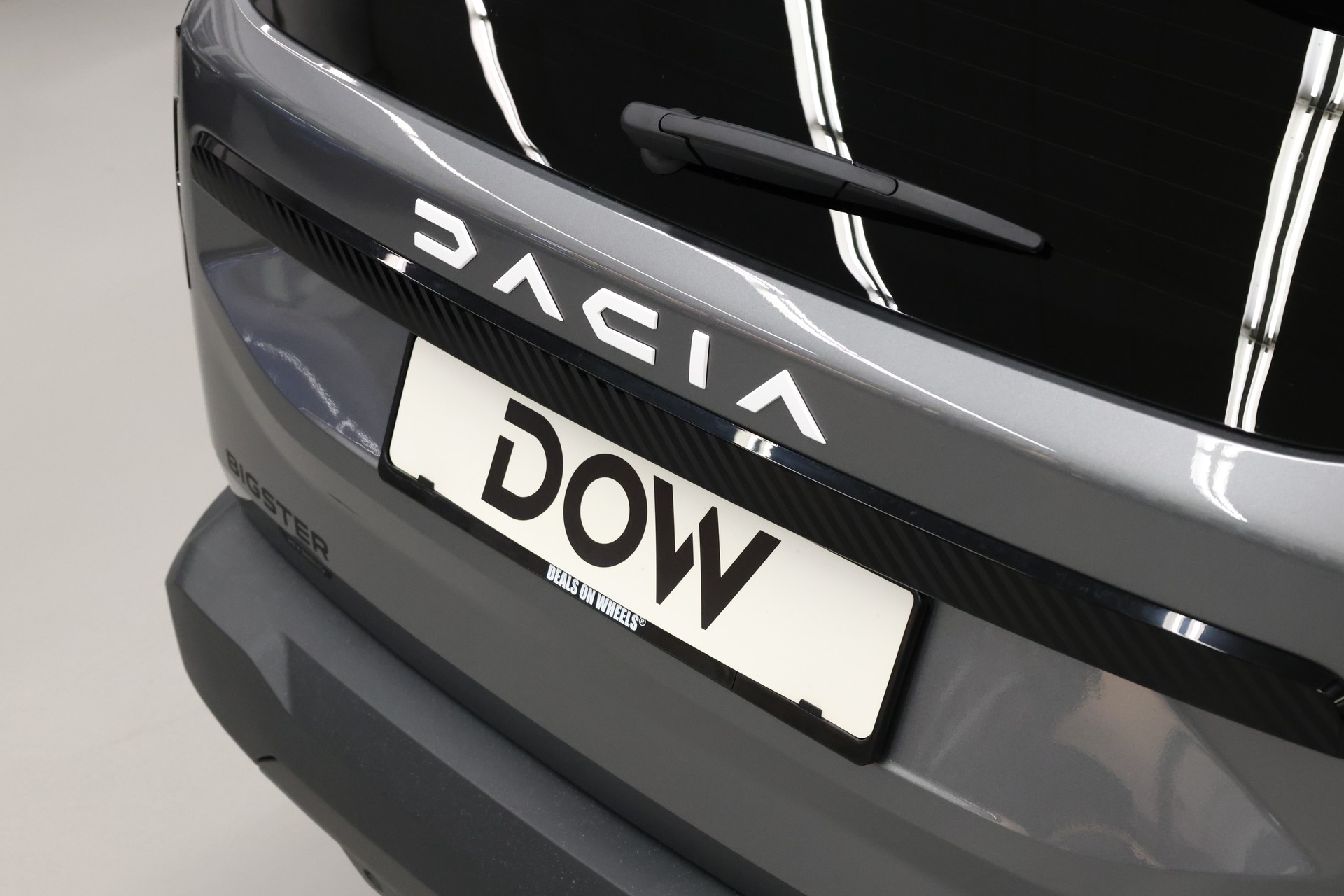 DACIA Bigster 1.8 Hybrid Journey-image-8