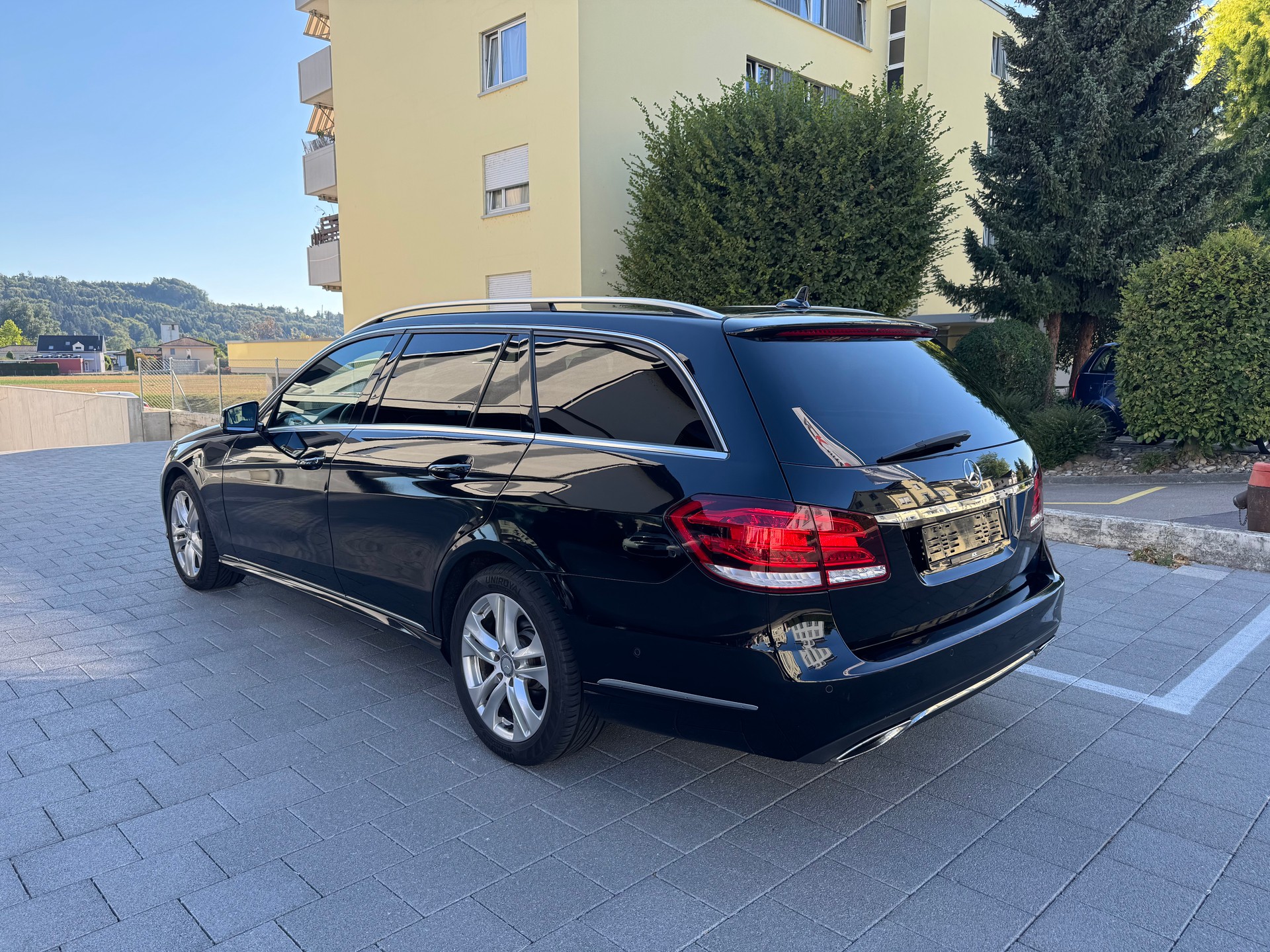 MERCEDES-BENZ E 200 CDI BlueEfficiency Elégance 7G-Tronic-showroom-element-2