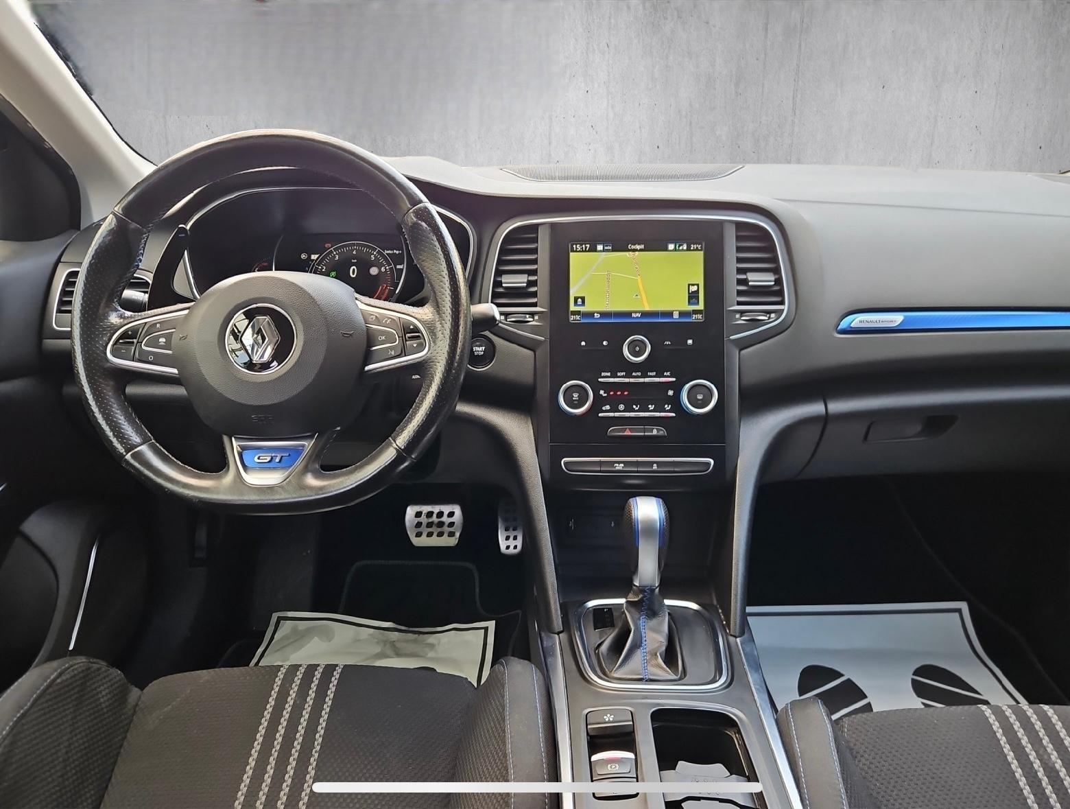 RENAULT 1.6 TCe 205 GT EDC-image-4
