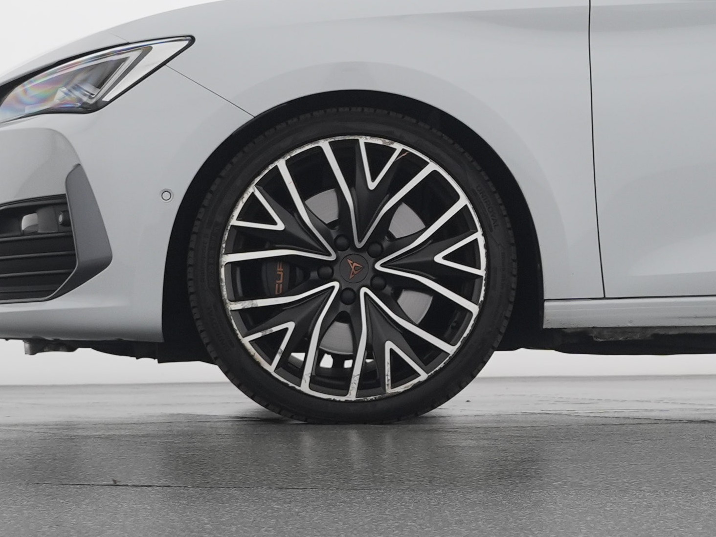 CUPRA LEON VZ 2.0 TSI DSG-showroom-element-2
