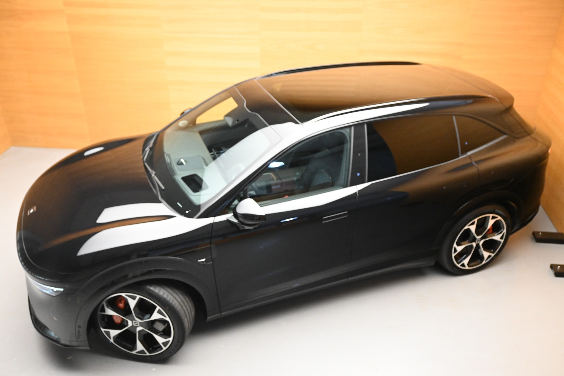 ZEEKR 7X 100kWh Privilege AWD-showroom-element-1