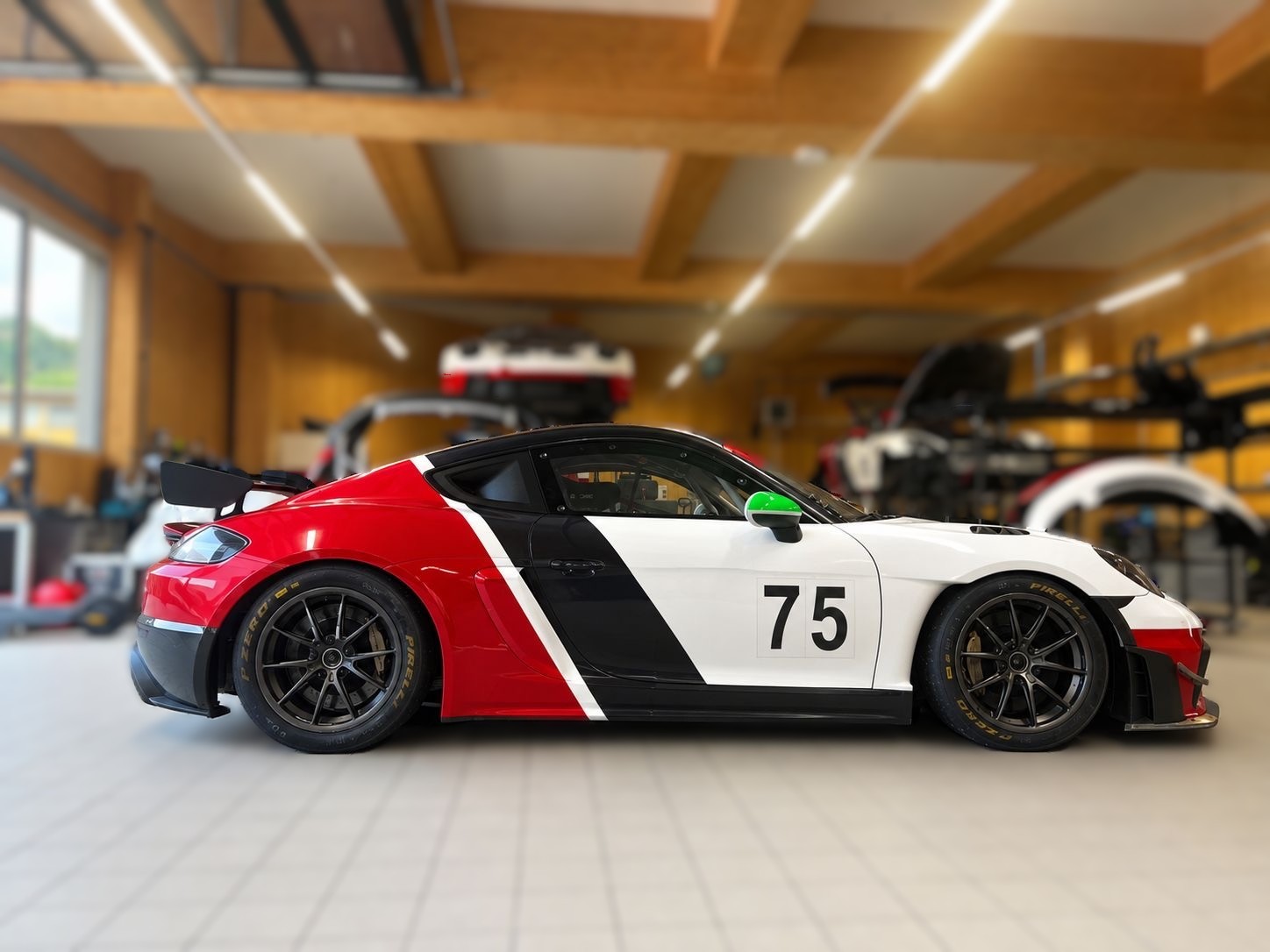 PORSCHE 718 Cayman GT4 RS ClubSport-showroom-element-1