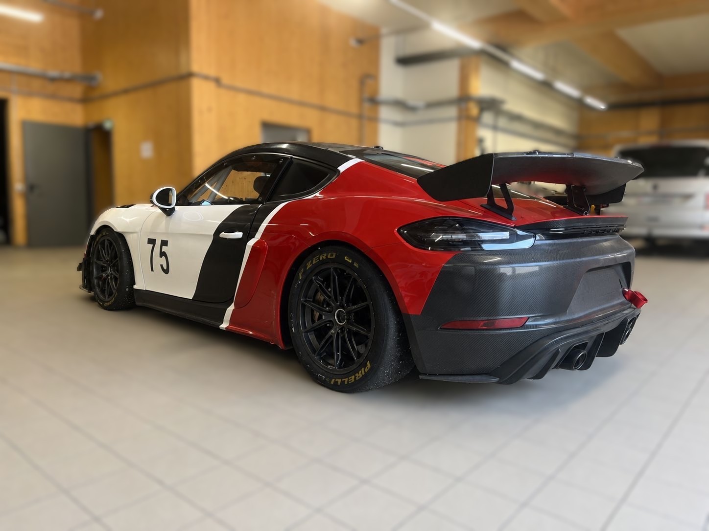 PORSCHE 718 Cayman GT4 RS ClubSport-showroom-element-3