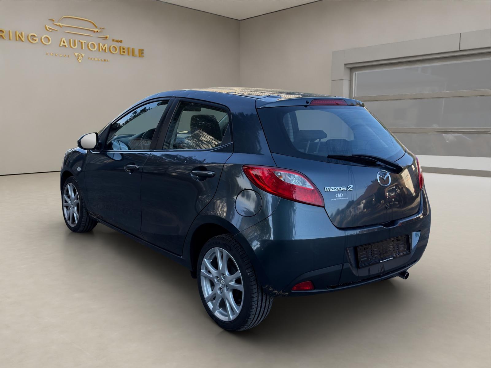 MAZDA 2 1.3i 16V Exclusive-showroom-element-3