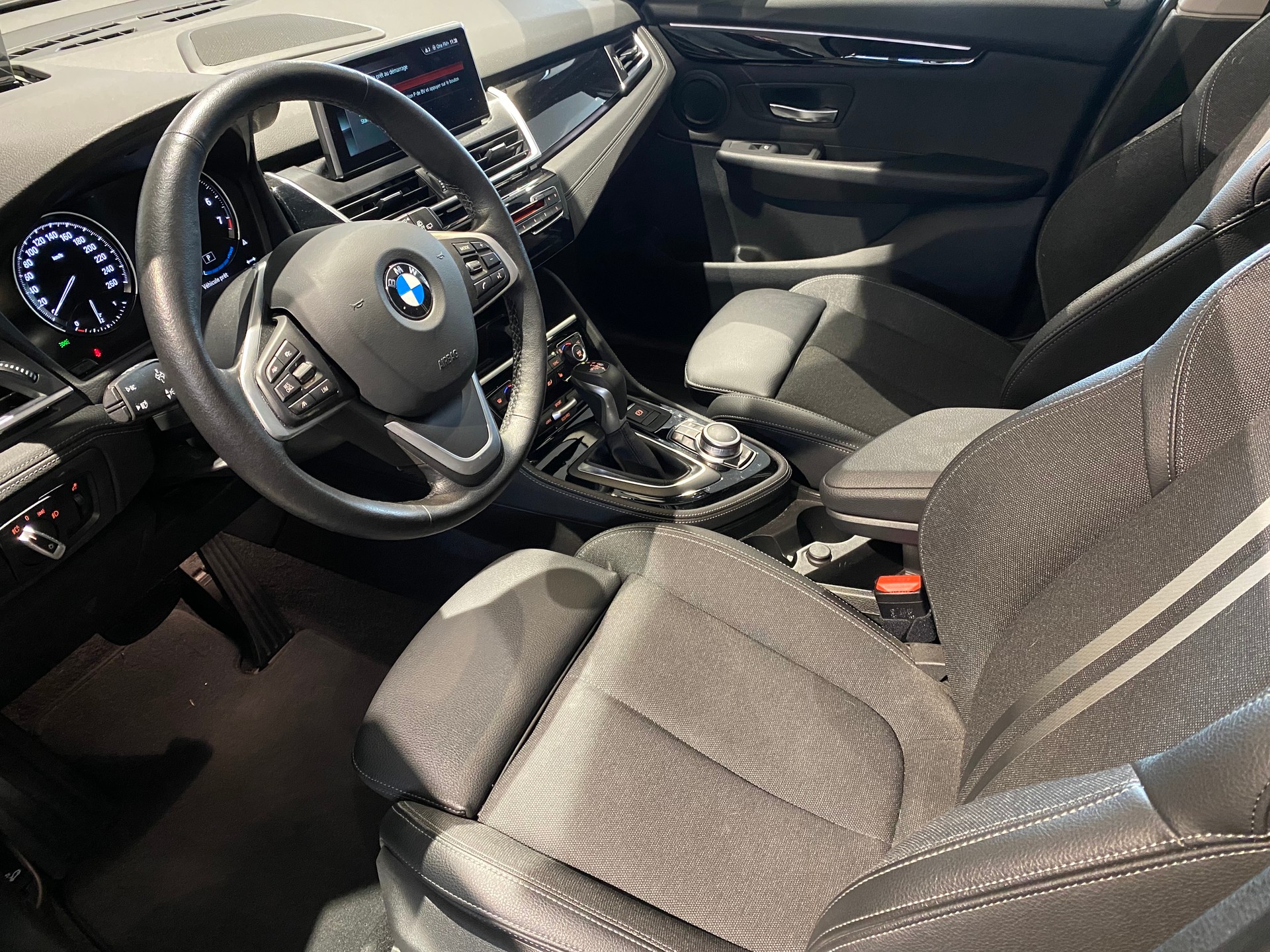 BMW 225xe ActiveTourer Sport-image-8