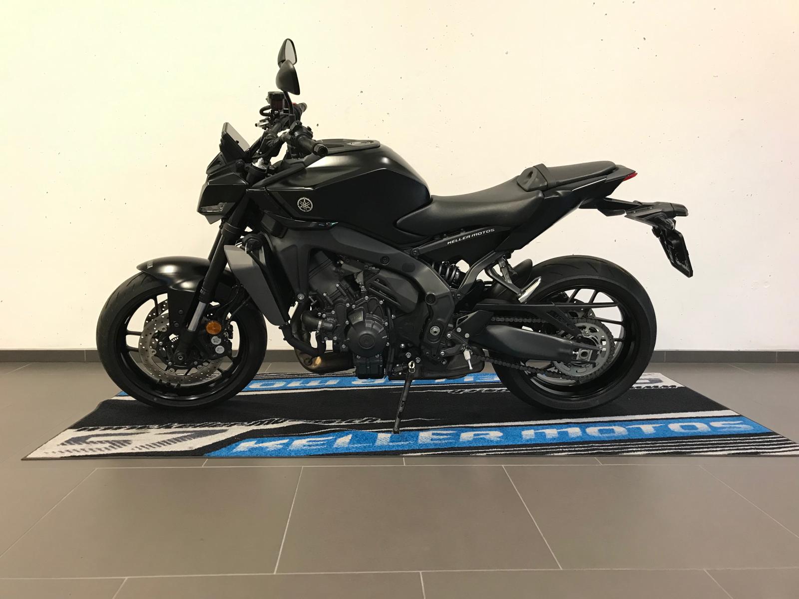 YAMAHA MT-09 Y-AMT (35kW)-image-1