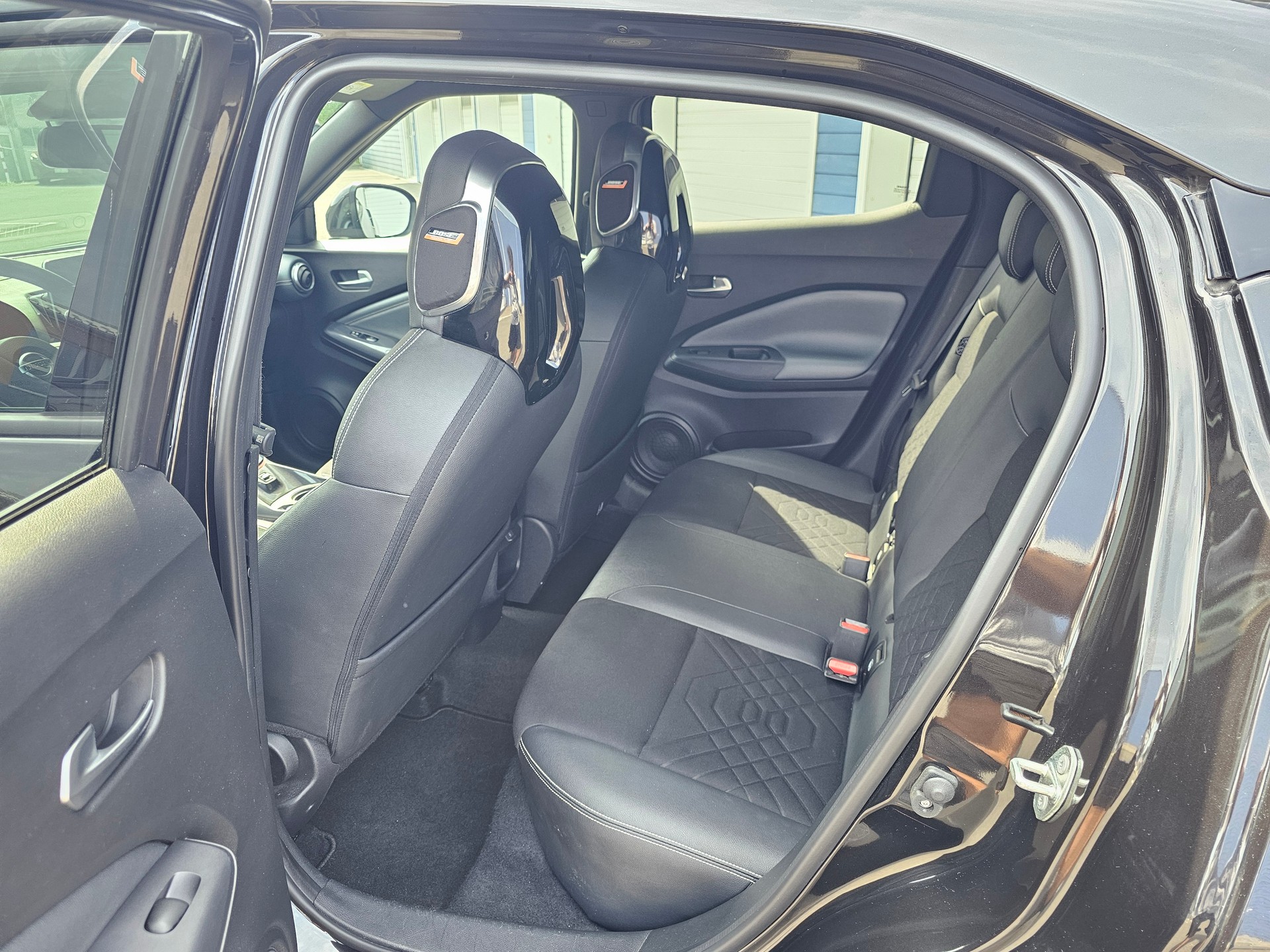 NISSAN Juke 1.0 DIG-T N-Design DCT-image-8