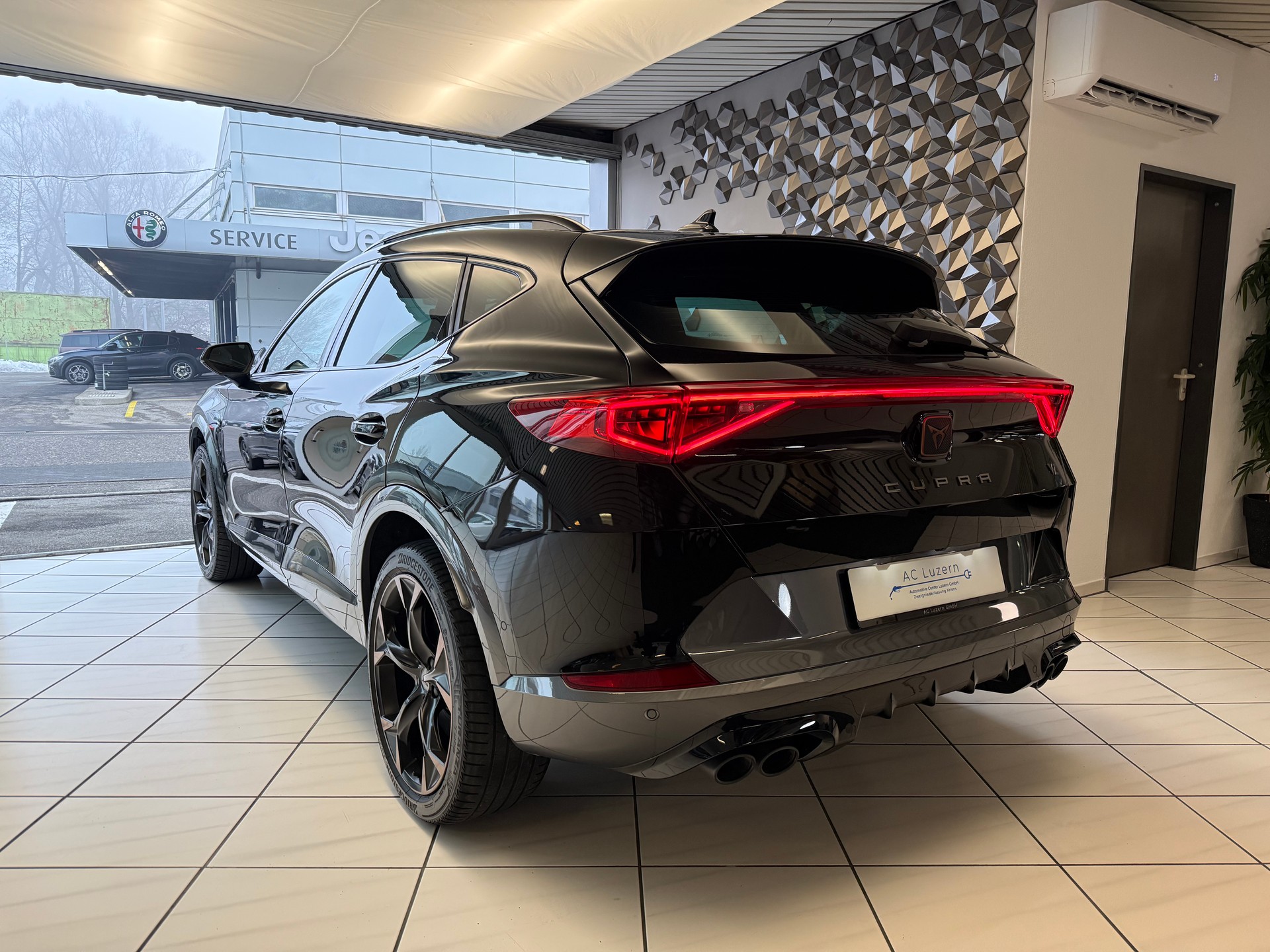 CUPRA Formentor 2.0TSI VZ 4Drive DSG-showroom-element-1