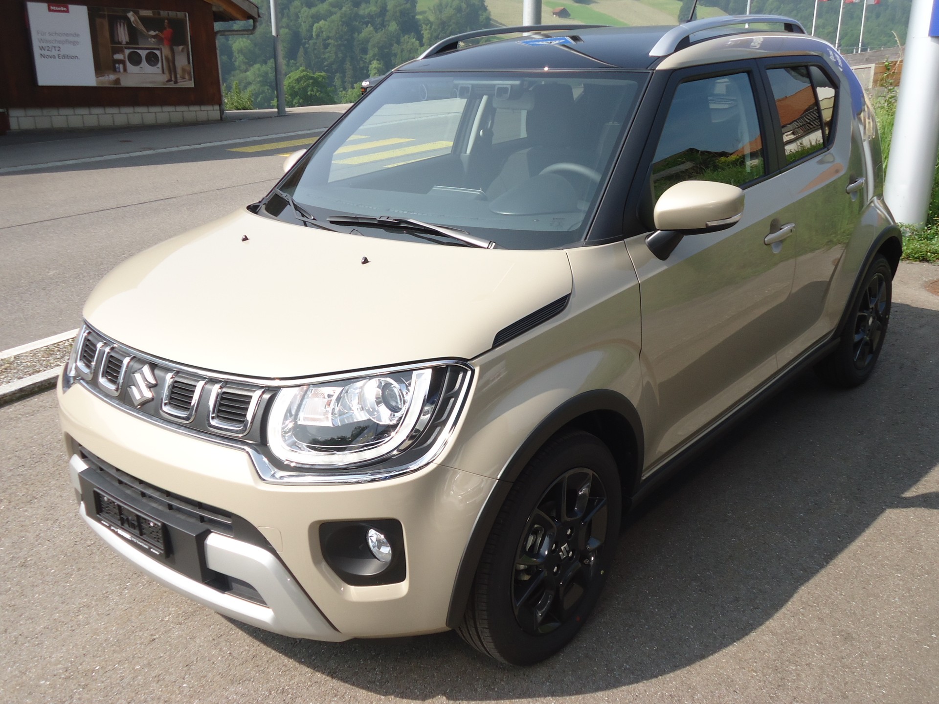 SUZUKI Ignis 1.2i Compact Top Hybrid 4x4-image-1