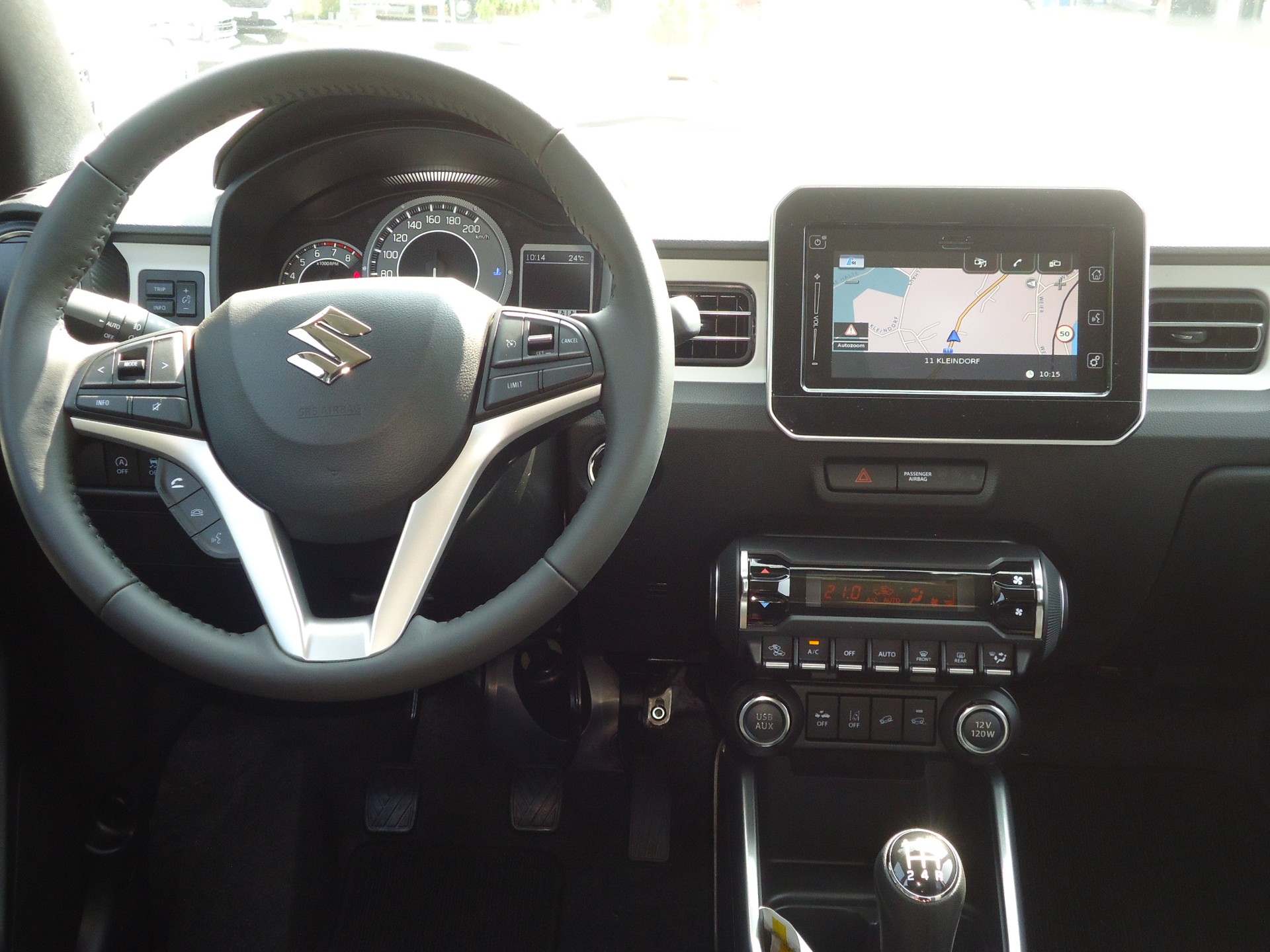 SUZUKI Ignis 1.2i Compact Top Hybrid 4x4-image-9