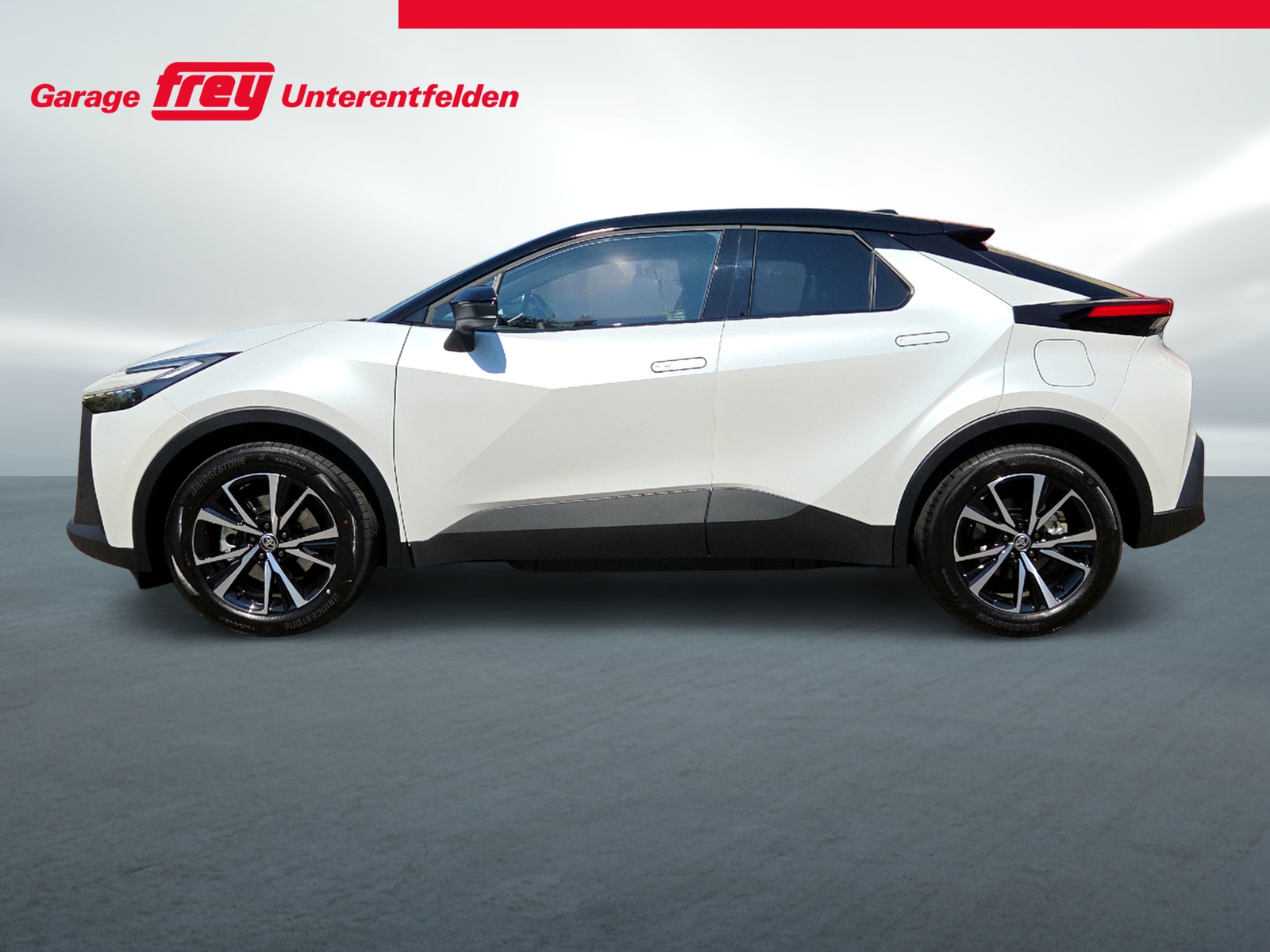 TOYOTA C-HR 2.0 PHEV CVT Swiss Edition-image-2