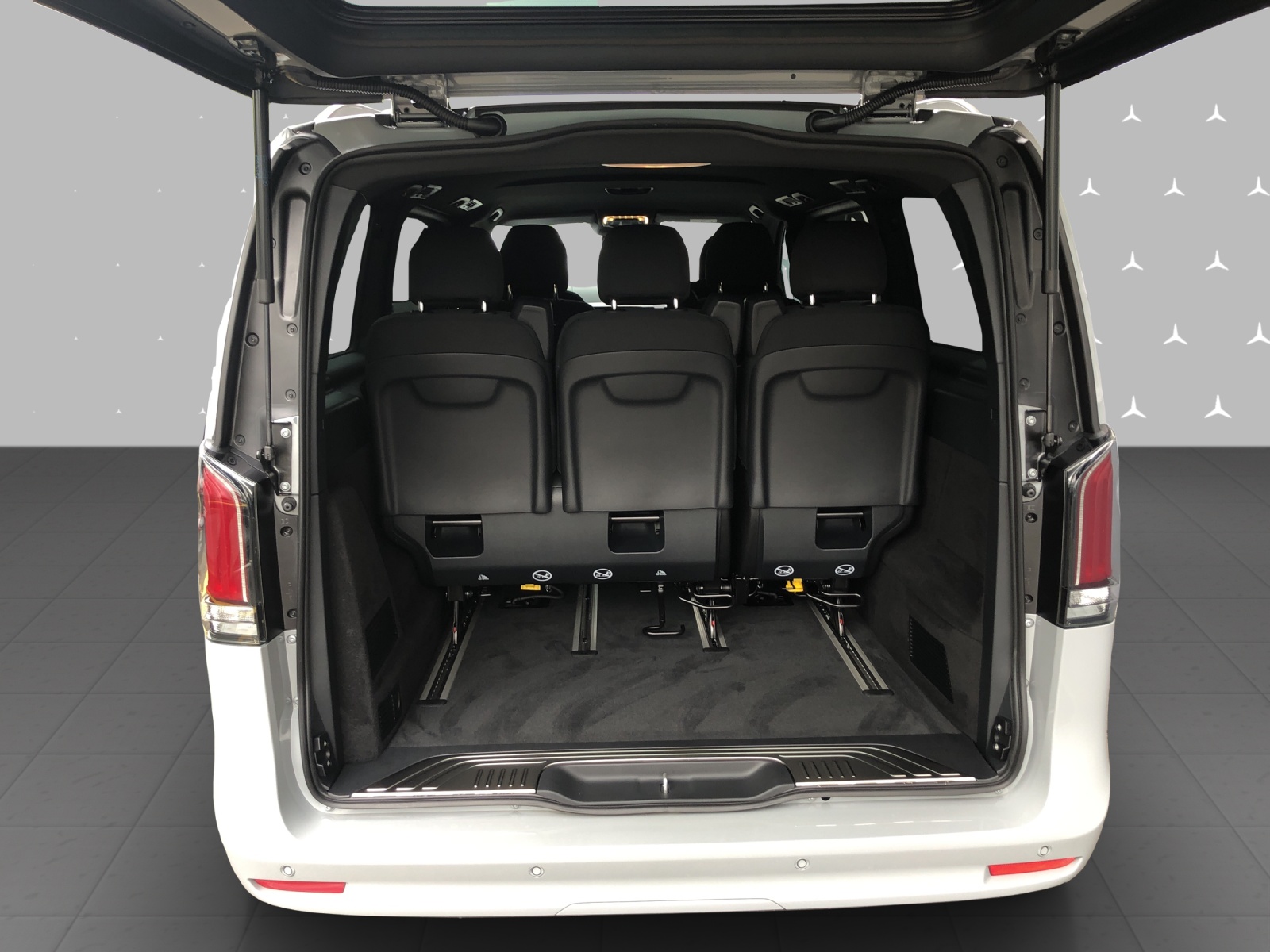 MERCEDES-BENZ V 250 d lang Style 4Matic 9G-Tronic-image-7