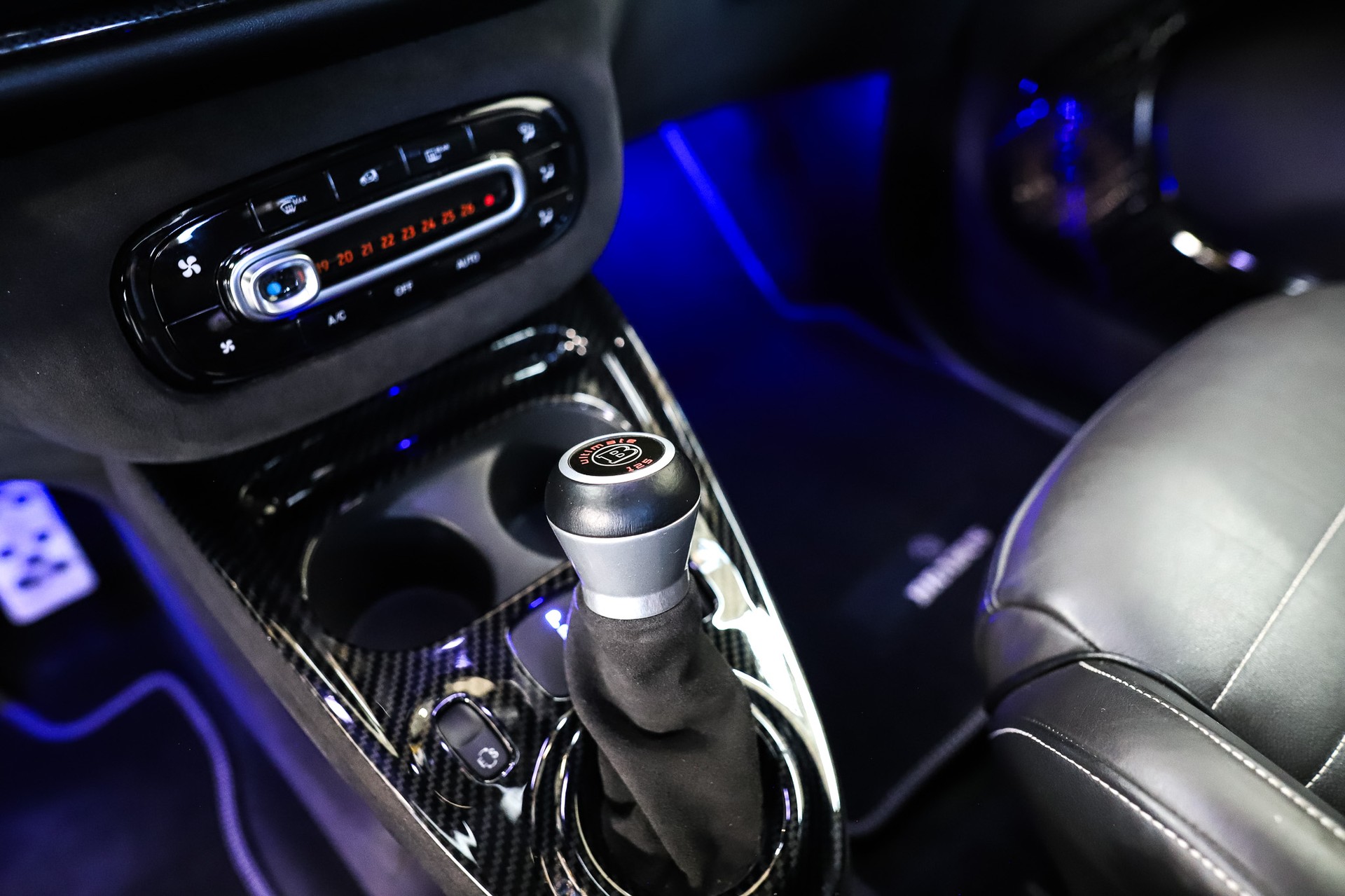 SMART fortwo 1 of 1 Breitbau Brabus R125-image-19