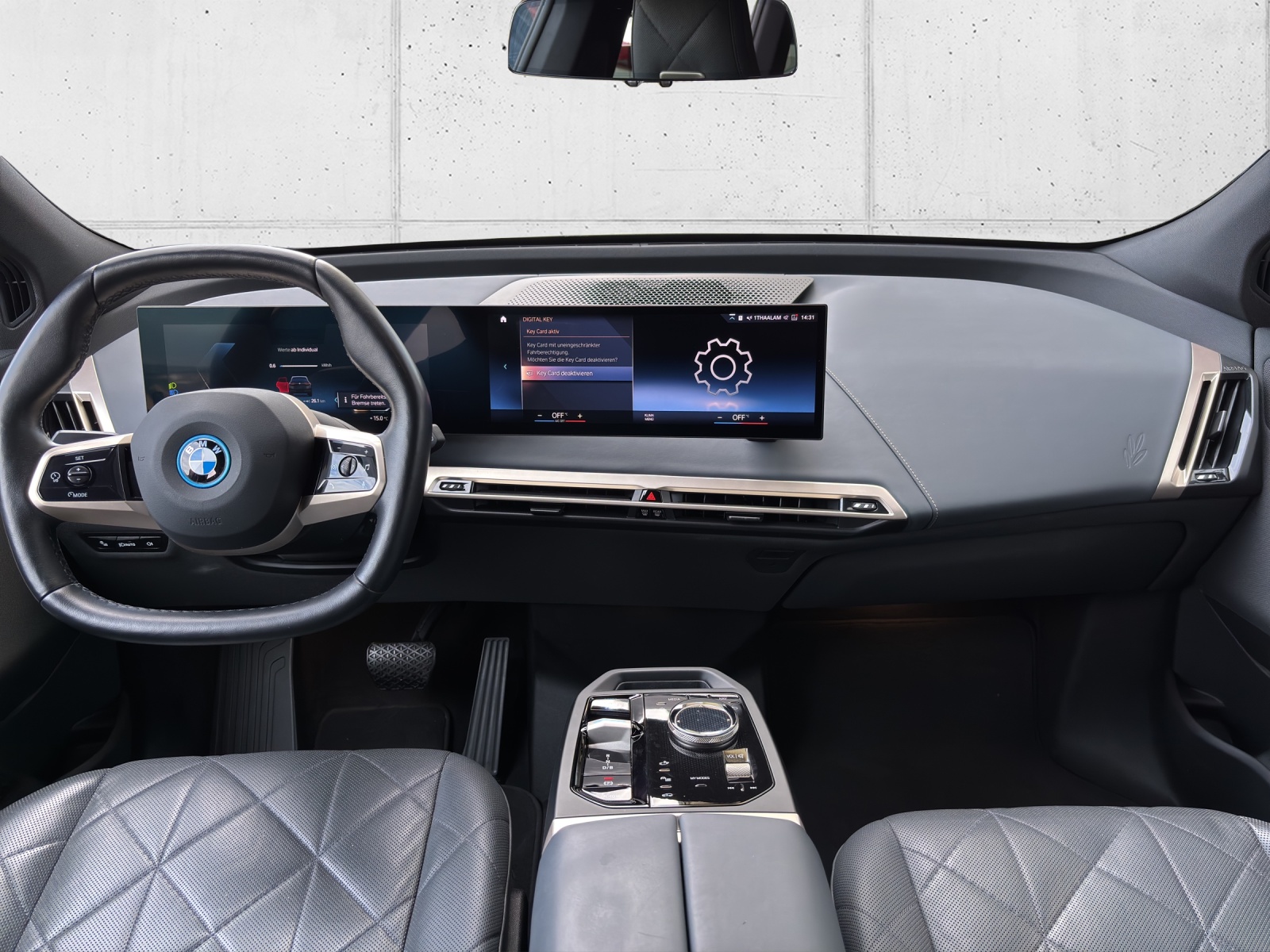 BMW iX xDrive50 mit AHK, Integral-Aktivlenkung & Winterkompletträder-image-11