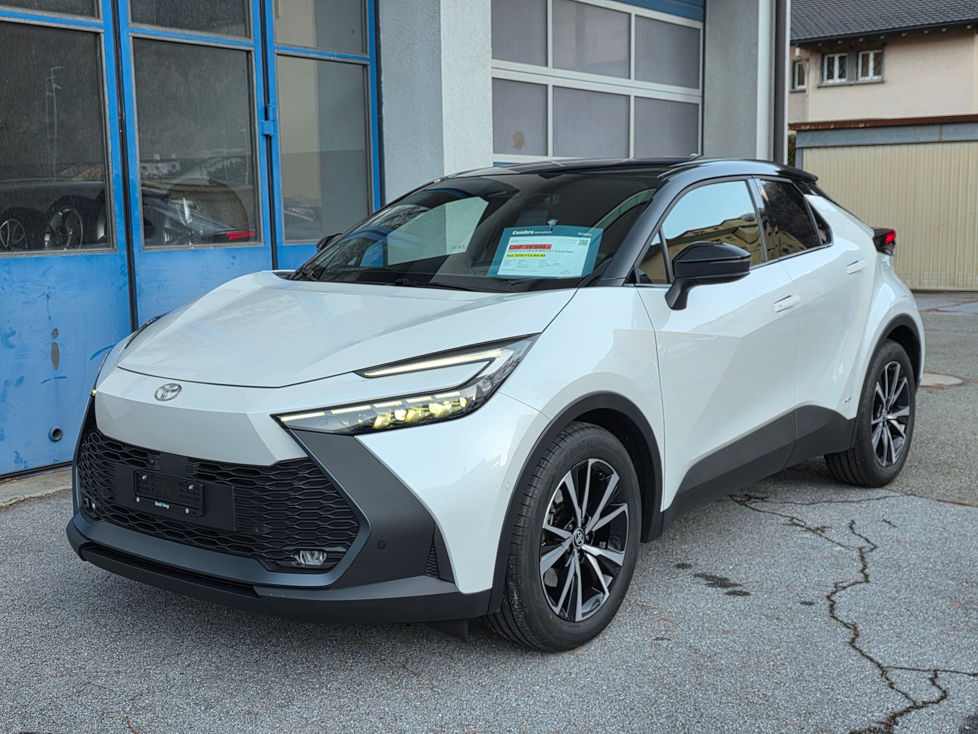 TOYOTA C-HR 2.0 HSD CVT Trend 4WD-showroom-element-1