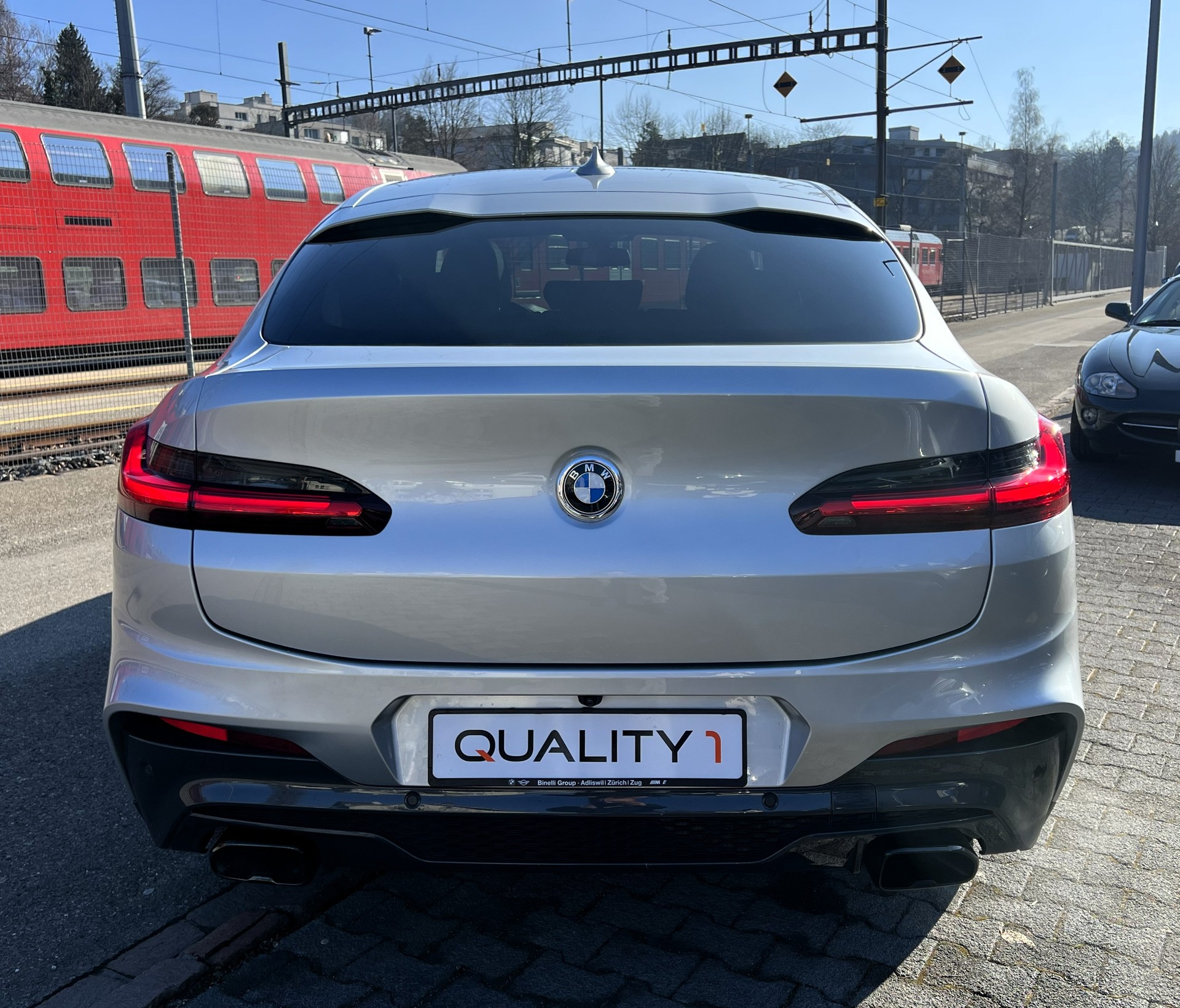 BMW X4 M40i Steptronic-showroom-element-3