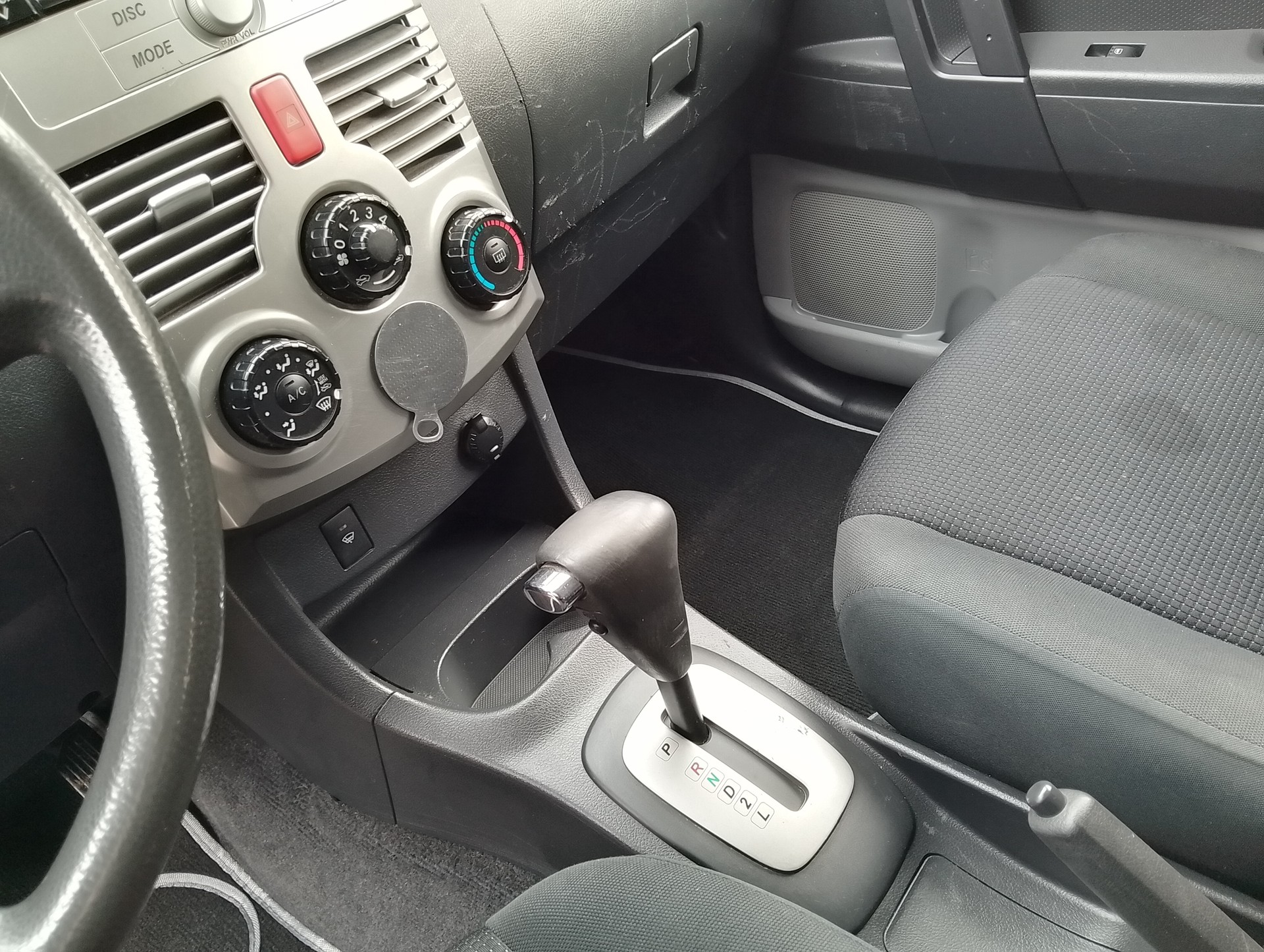 DAIHATSU Terios 1.5 16V 4WD-image-13