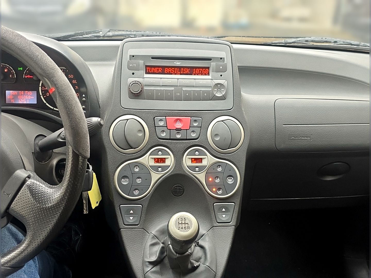 FIAT Panda 1.4 100HP-image-8