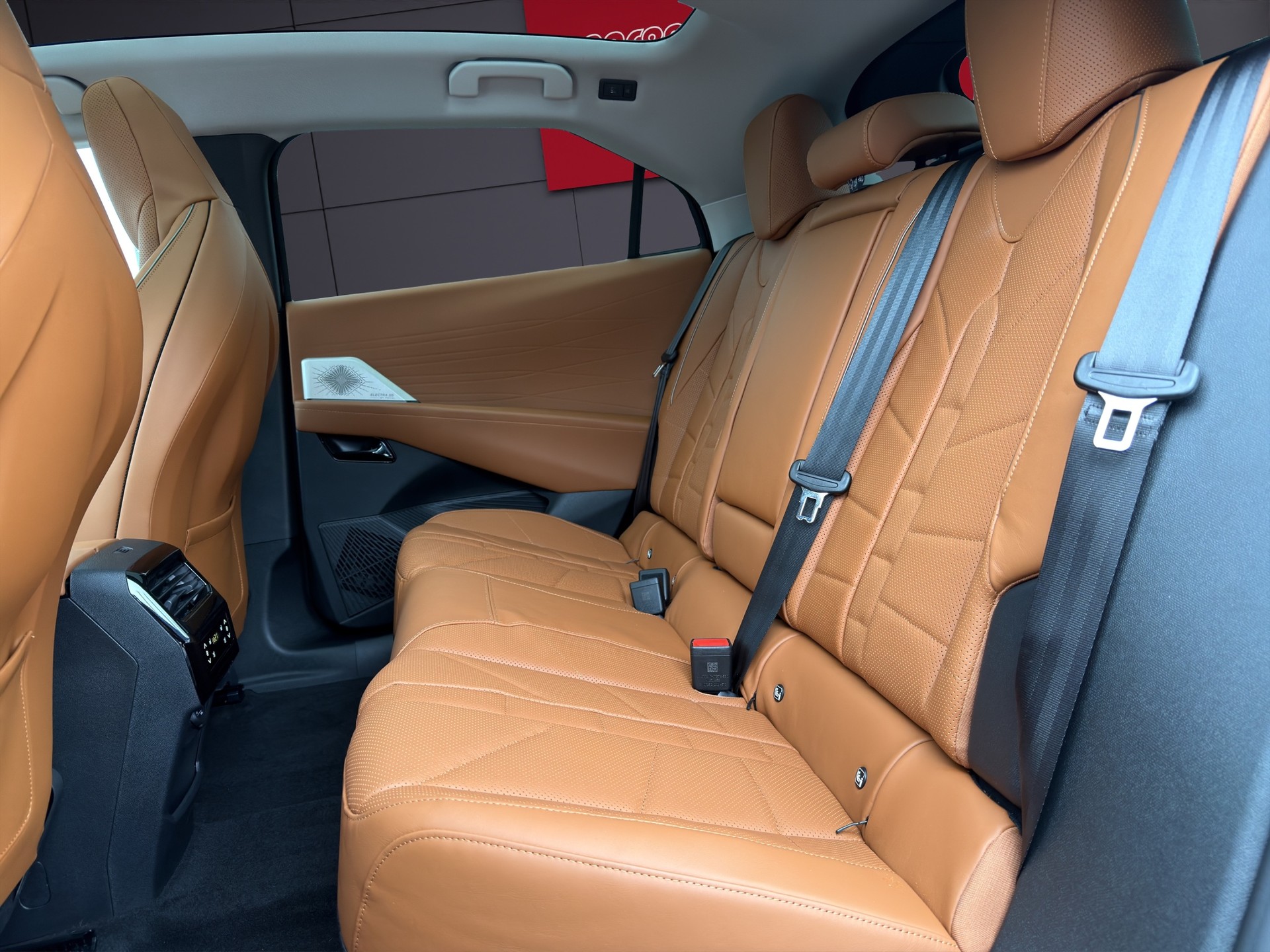 DS AUTOMOBILES DS8 E-Tense Etoile LR 4x4-image-5
