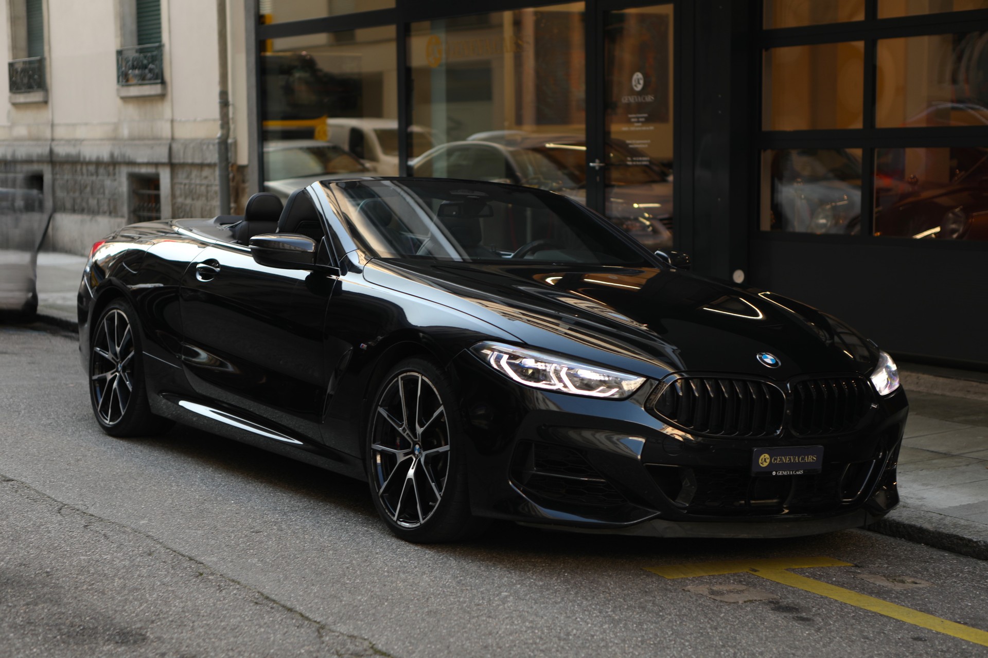 BMW M850i xDrive Steptronic Carbone édition-image-10