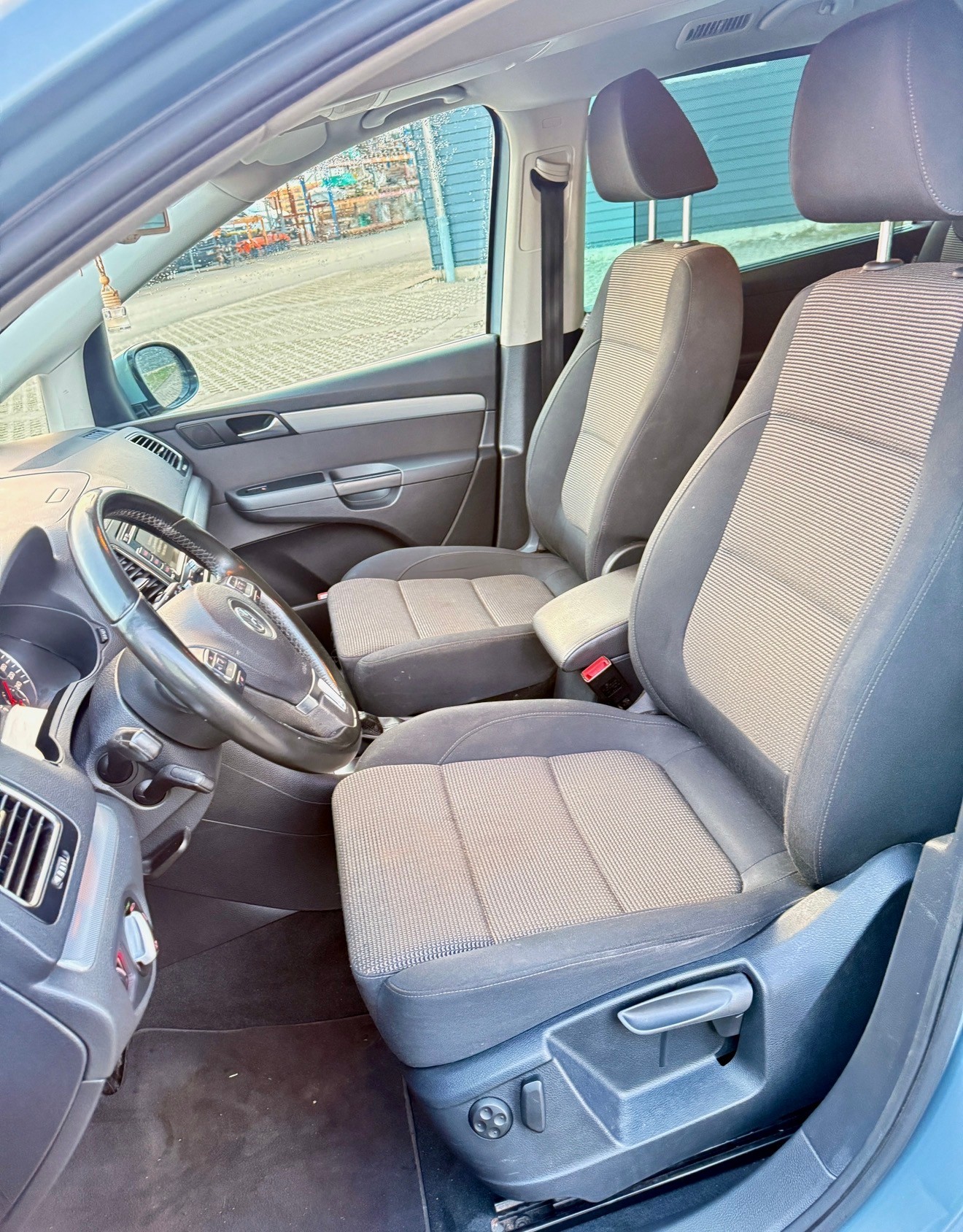 VW Sharan 1.4 TSI BMT Comfortline DSG-image-9