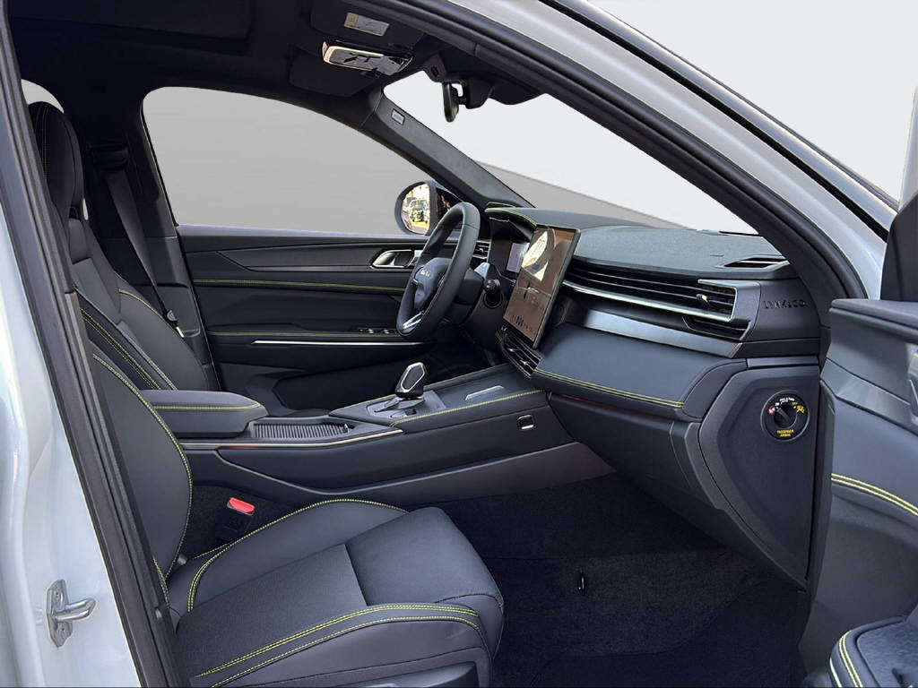 LYNK & CO 01 1.5 PHEV More-image-8