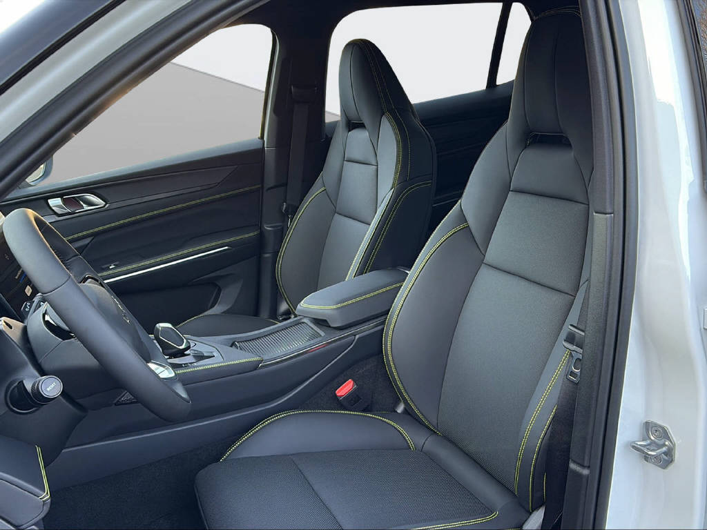LYNK & CO 01 1.5 PHEV More-image-15