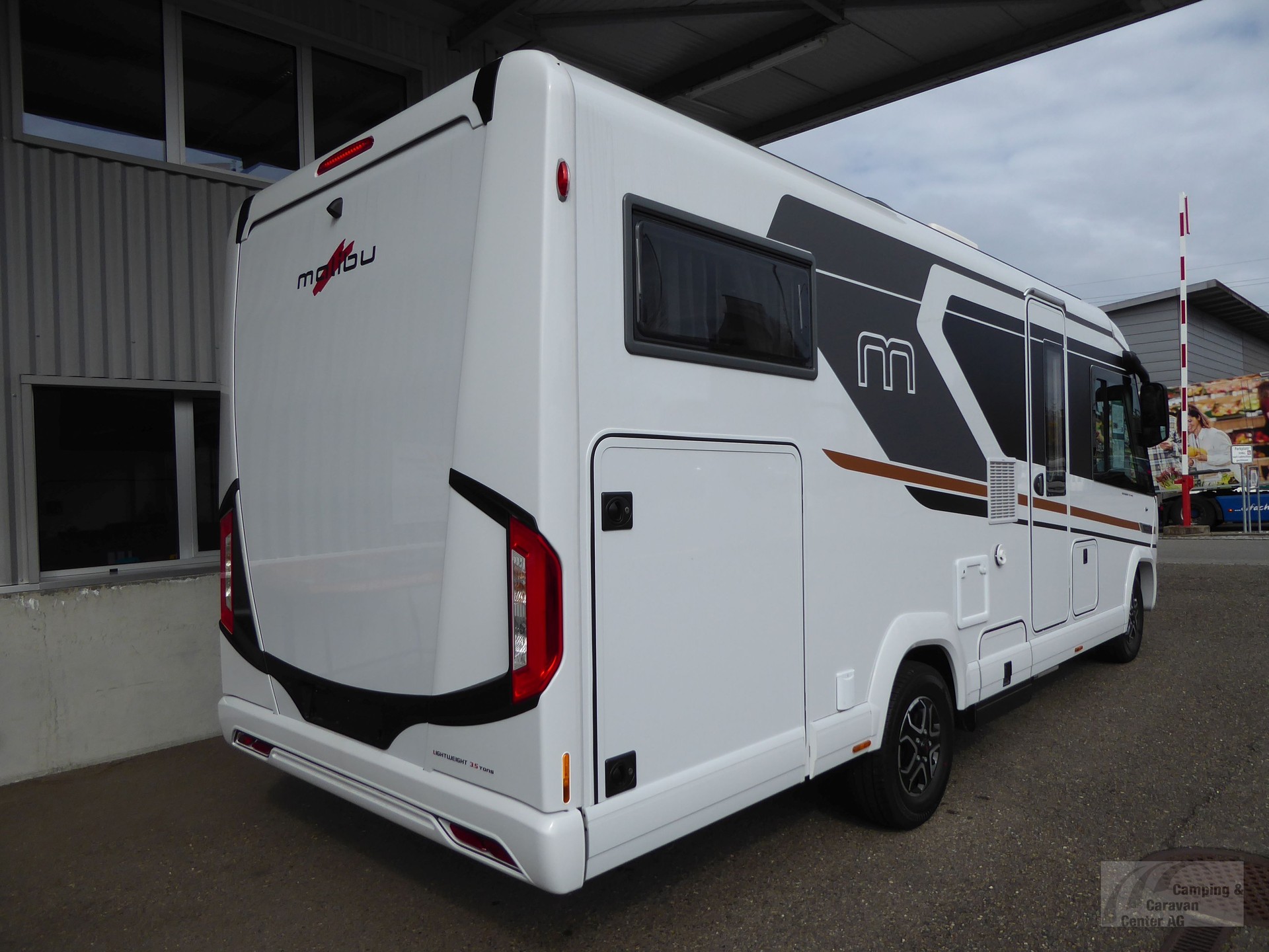 MALIBU I 450 RB-LE lightweight 3.5t-showroom-element-2