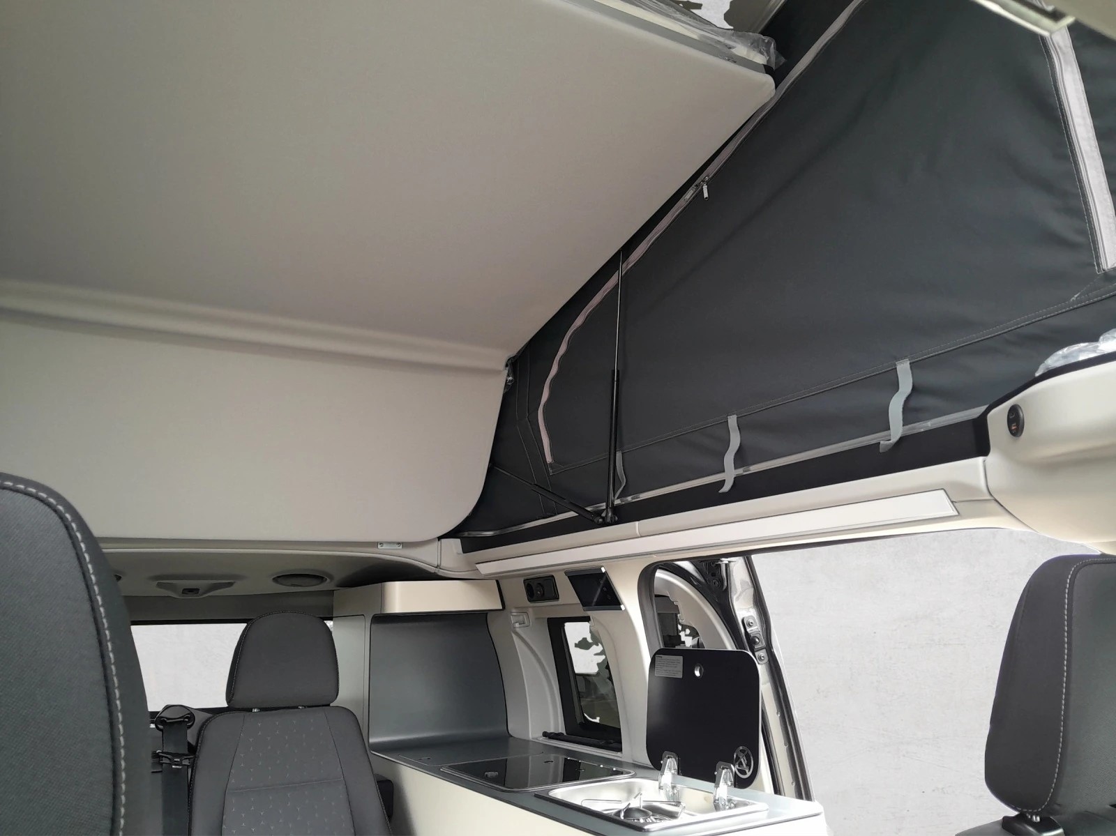 WESTFALIA Club Joker Urban Premium 2.0D 8G AWD-image-23
