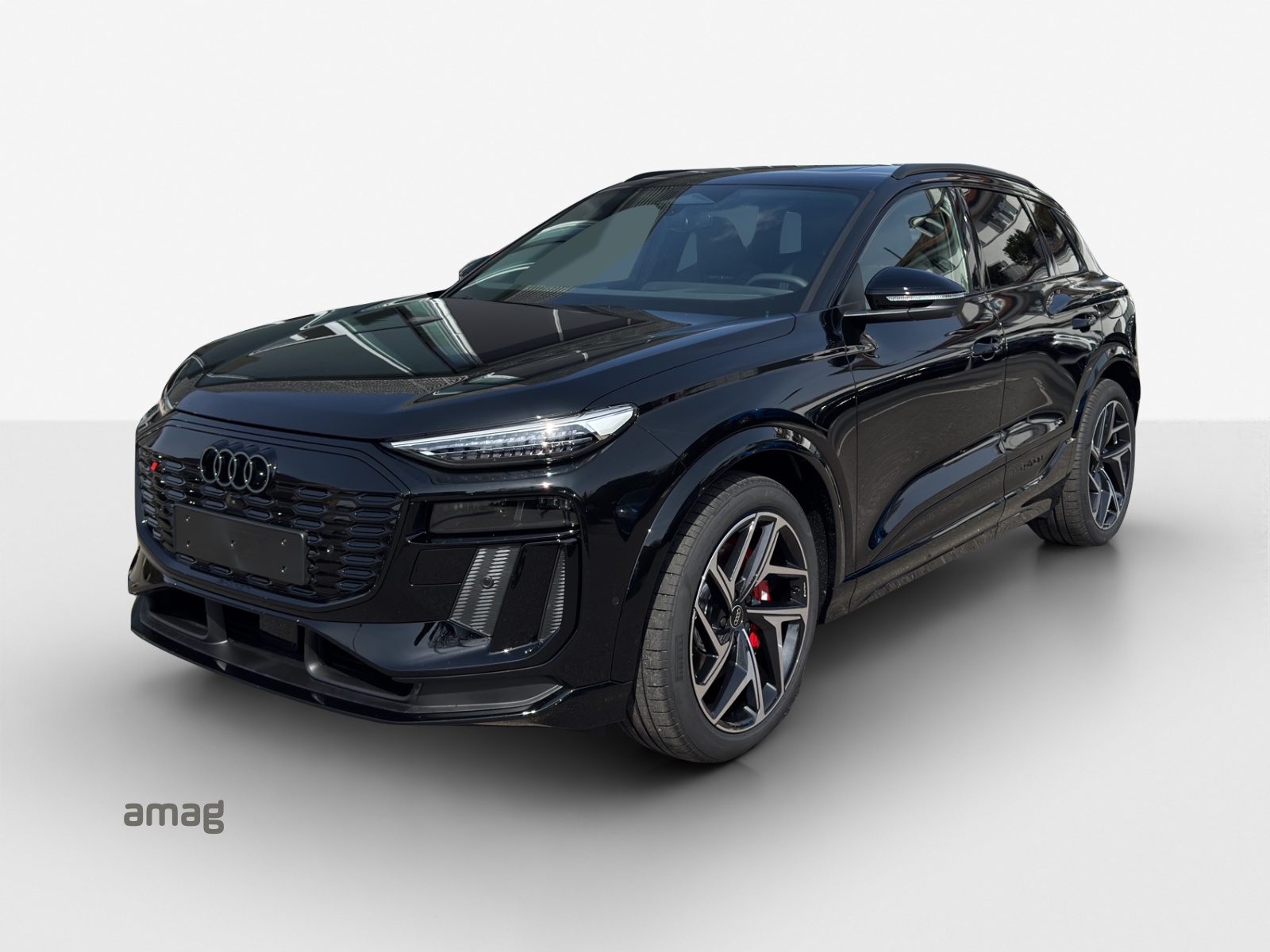 AUDI SQ6 e-tron quattro