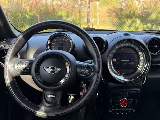 MINI Paceman John Cooper Works ALL4-image-2