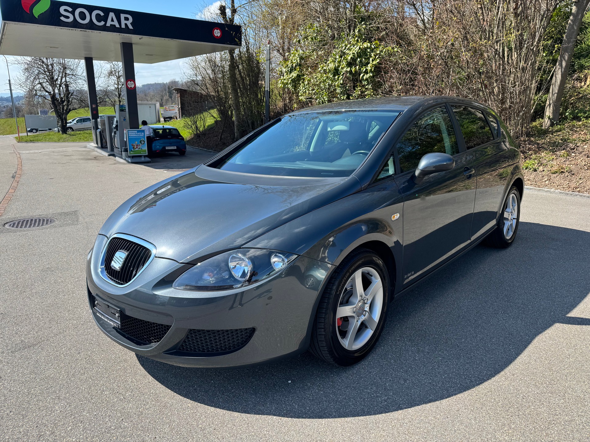 SEAT Leon 1.6 Reference-image-1