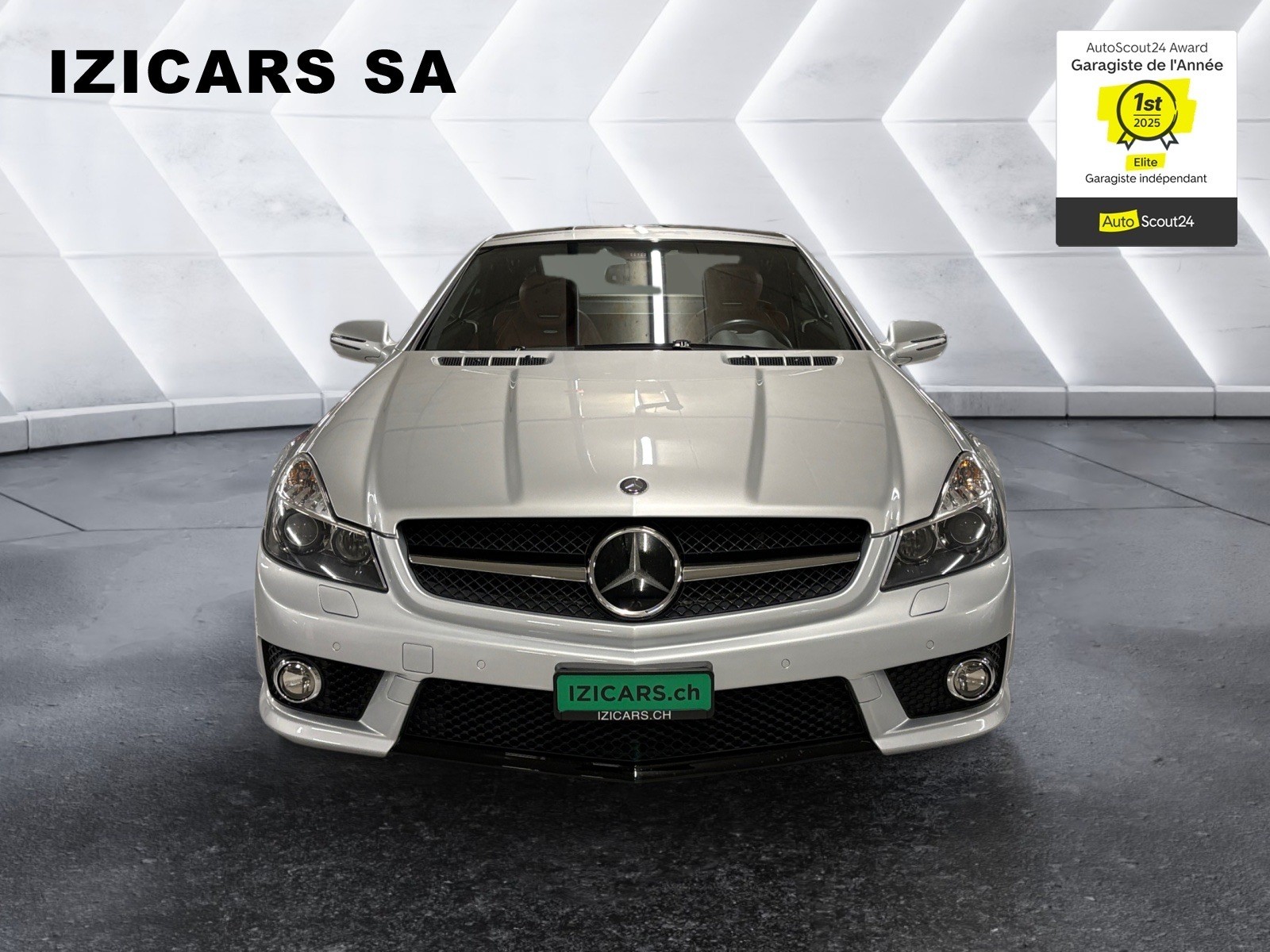 MERCEDES-BENZ SL 63 AMG Speedshift MCT / 1 ere main / Toit Pano-showroom-element-2