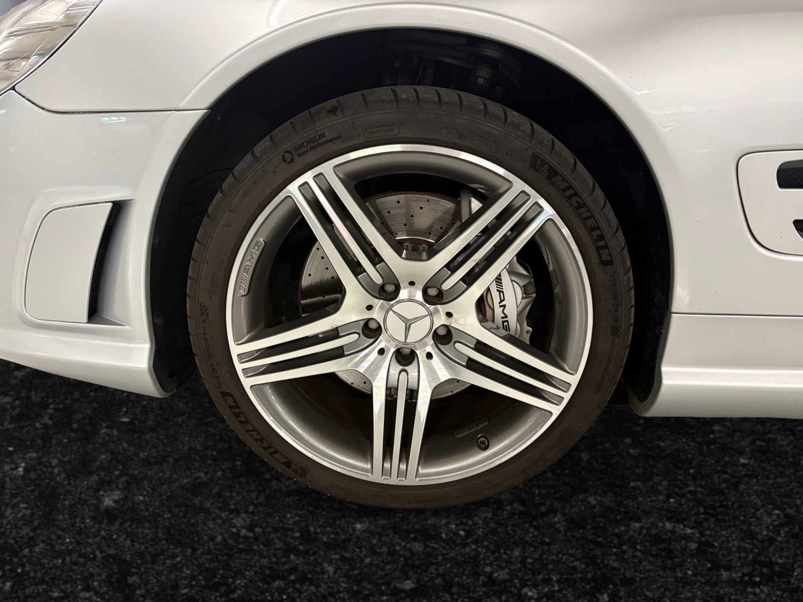 MERCEDES-BENZ SL 63 AMG Speedshift MCT / 1 ere main / Toit Pano-image-15