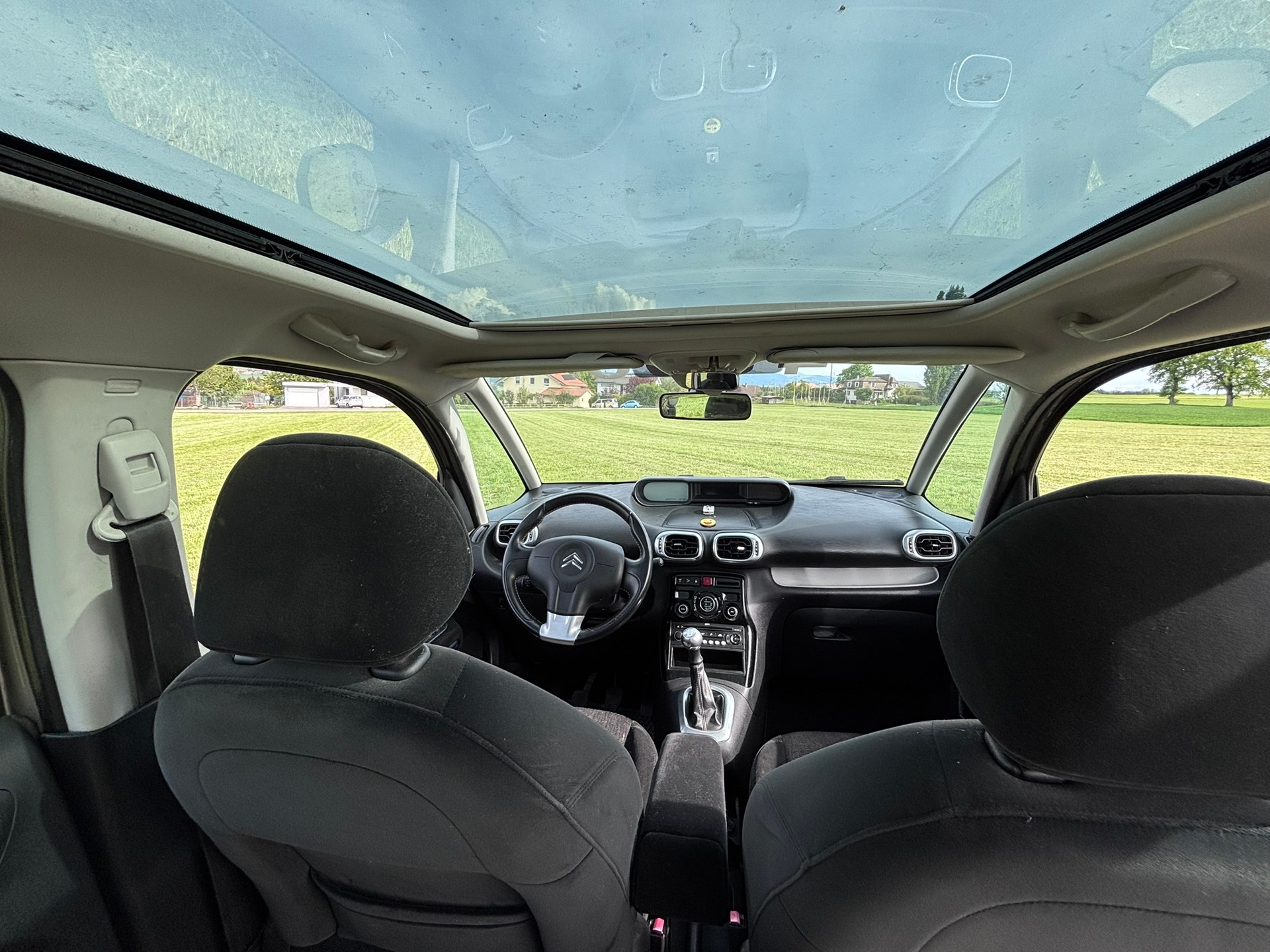 CITROEN C3 Picasso 1.4i 16V Exclusive-image-10
